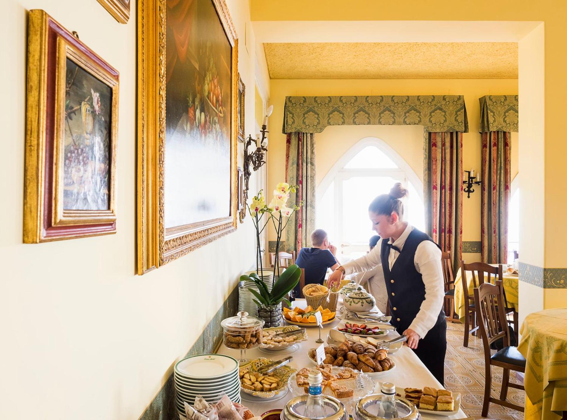 Hotel Sirius - Photo 90