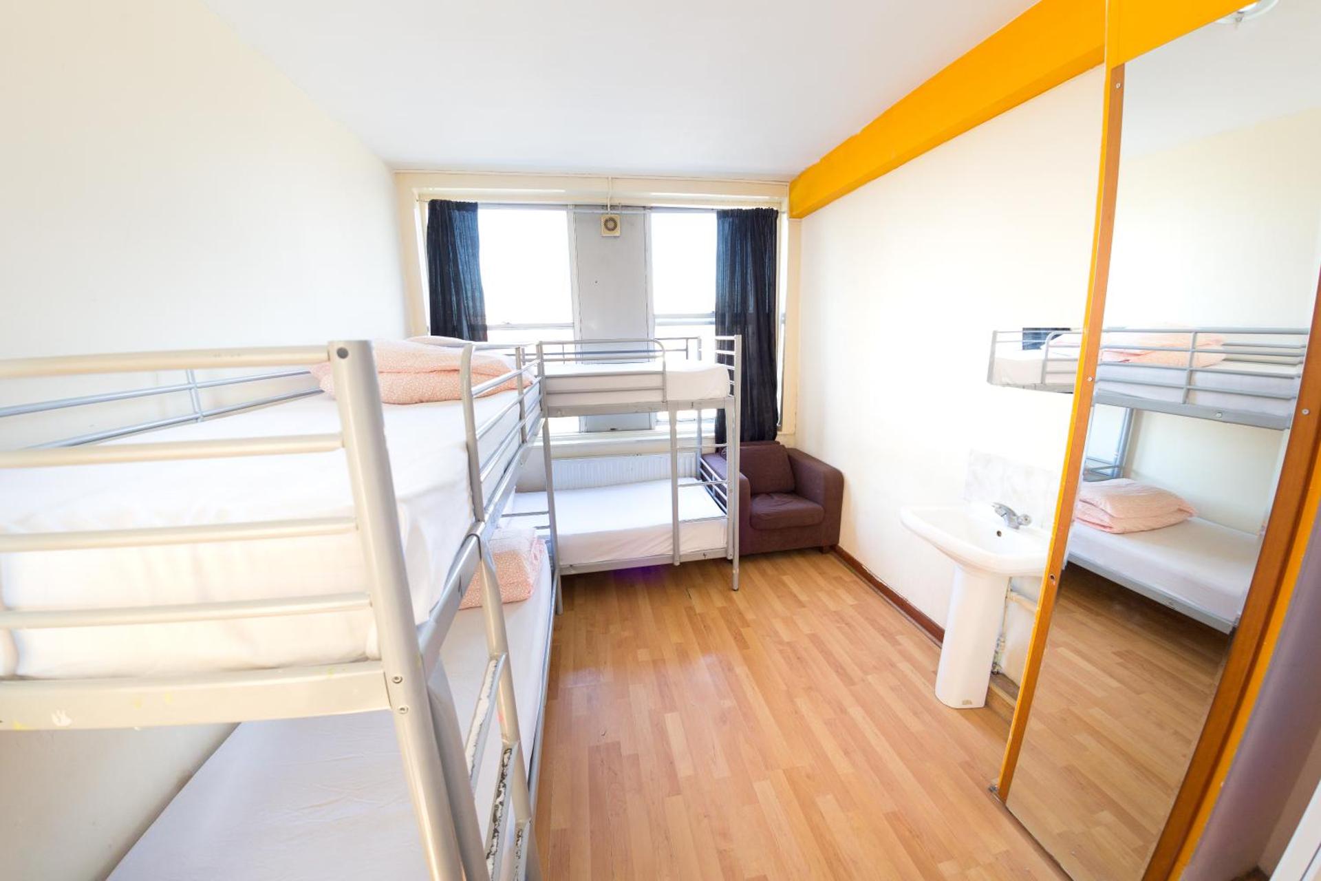 Kensal Green Backpackers - Photo 2