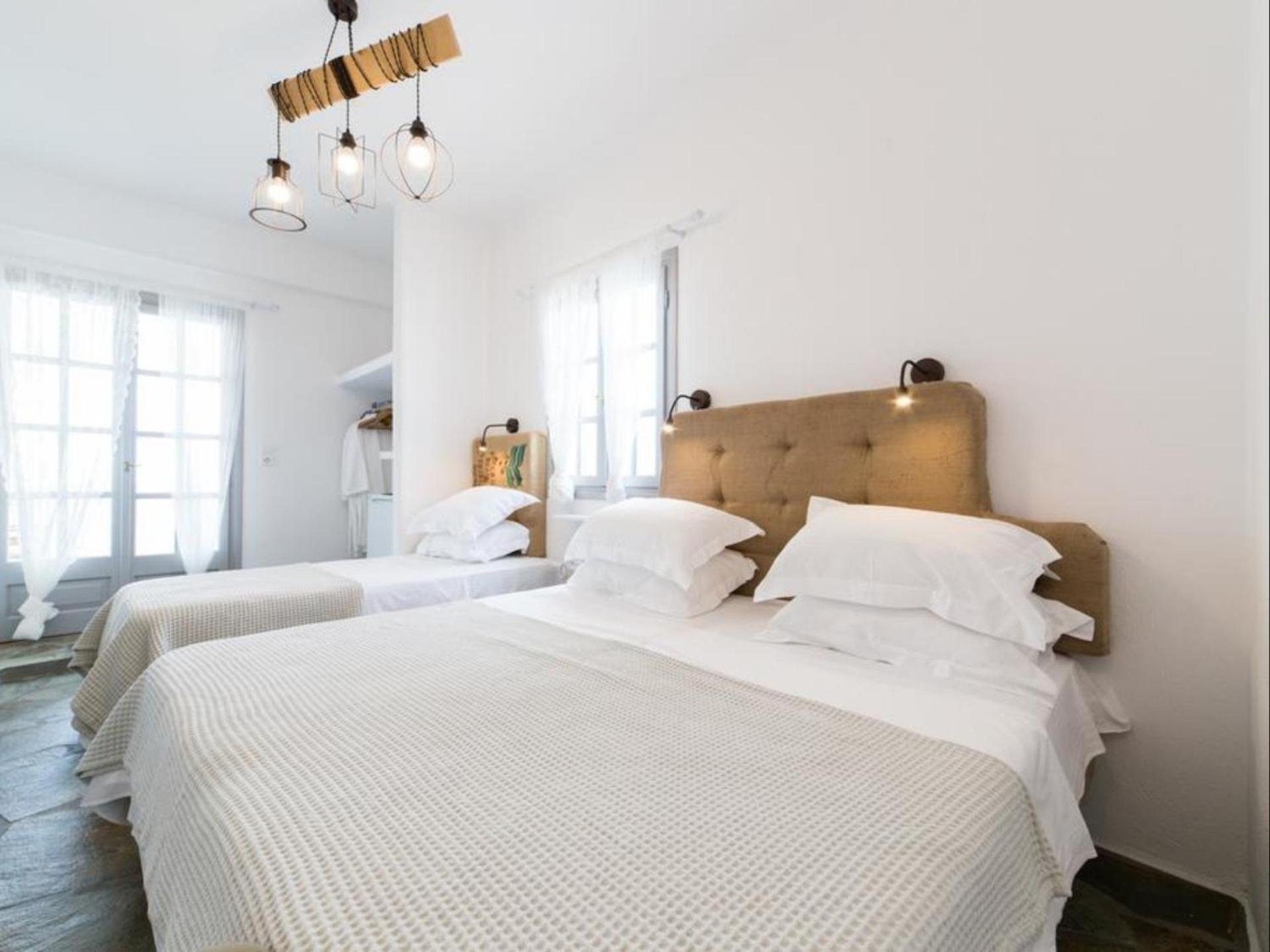 Evi Rooms - Photo 13