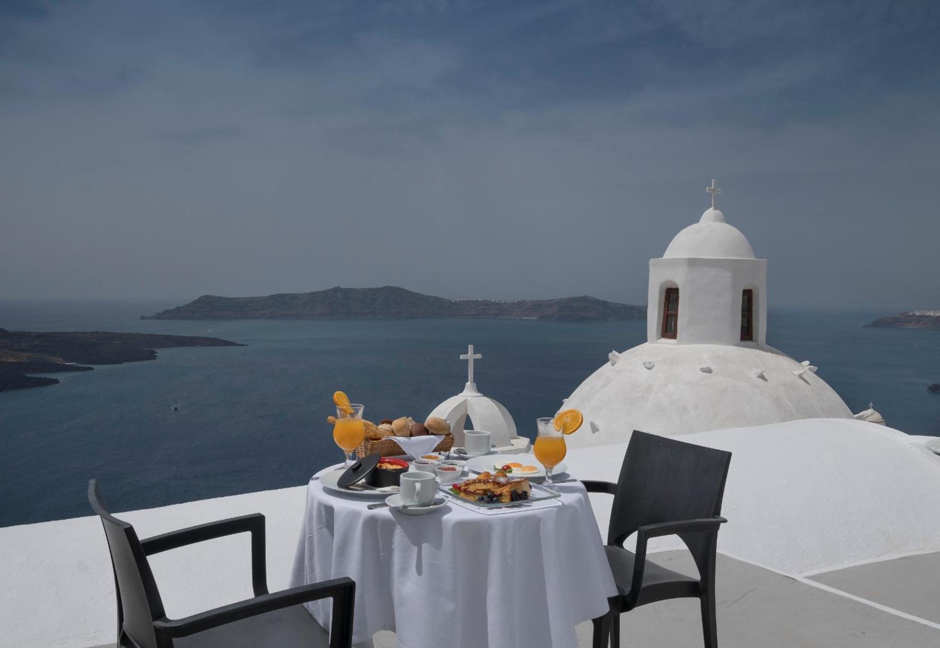 Ambassador's Sunset Suite