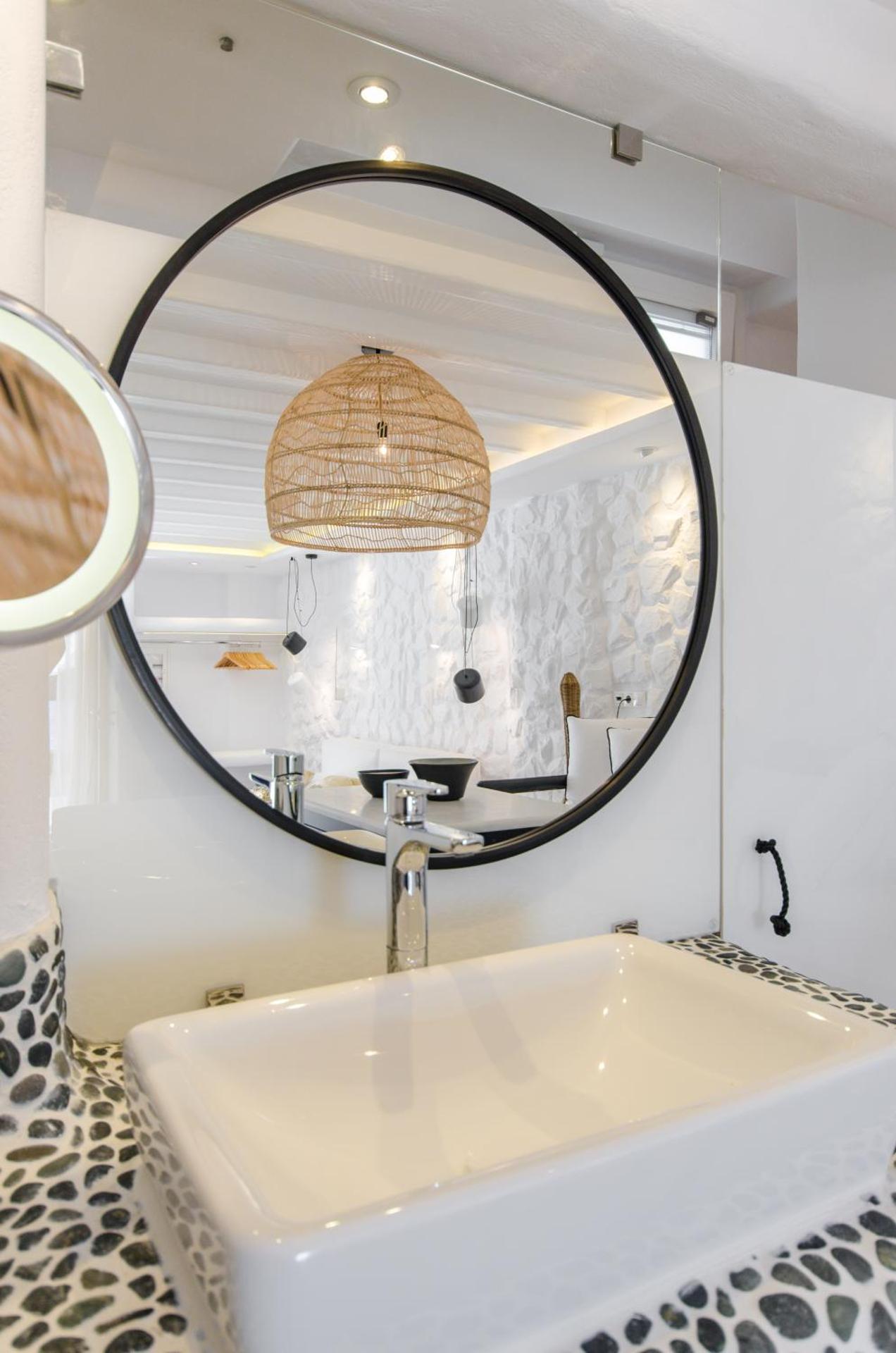 Cyano Suites - Photo 9