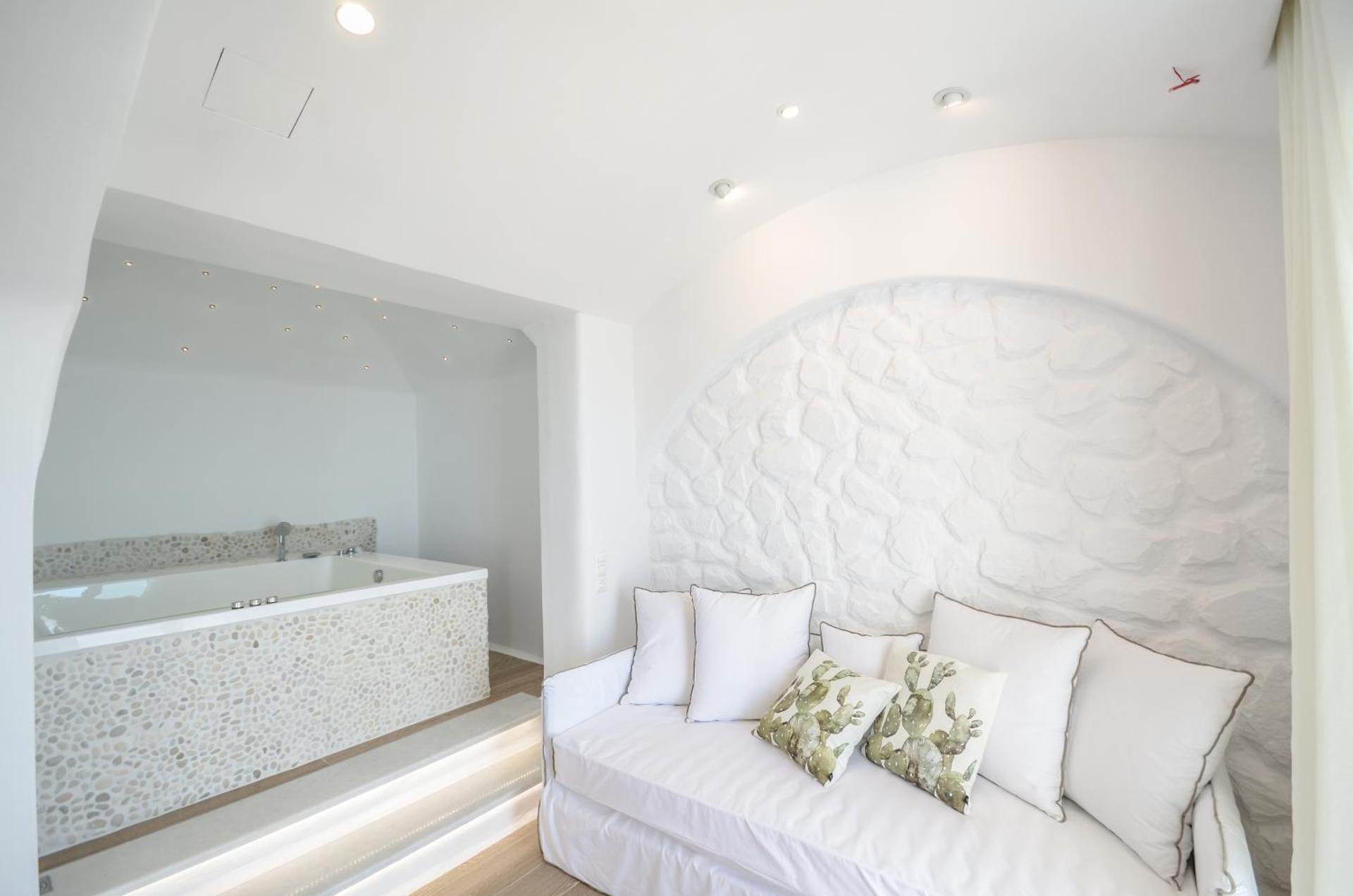 Cyano Suites - Photo 11