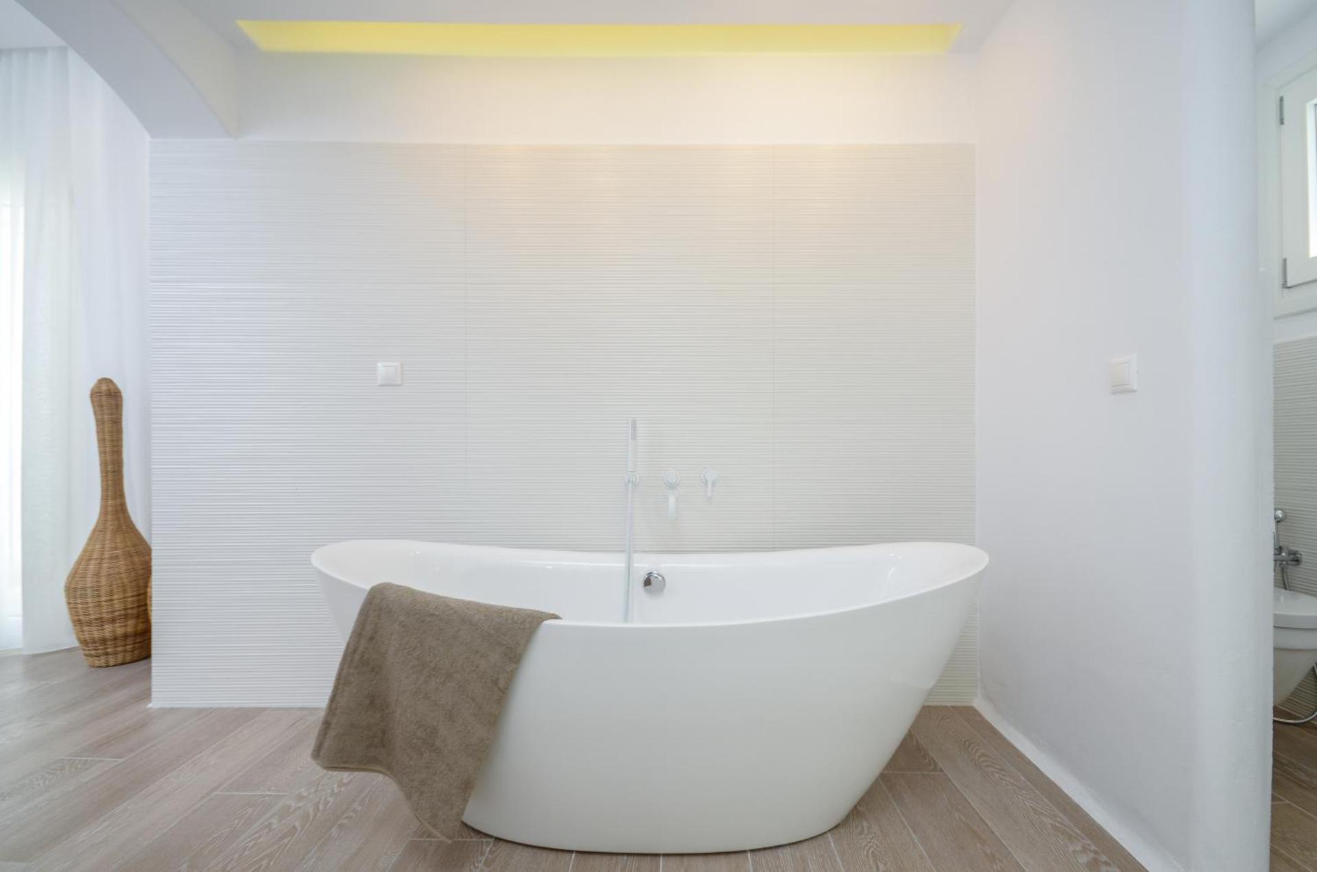 Cyano Suites - Photo 3