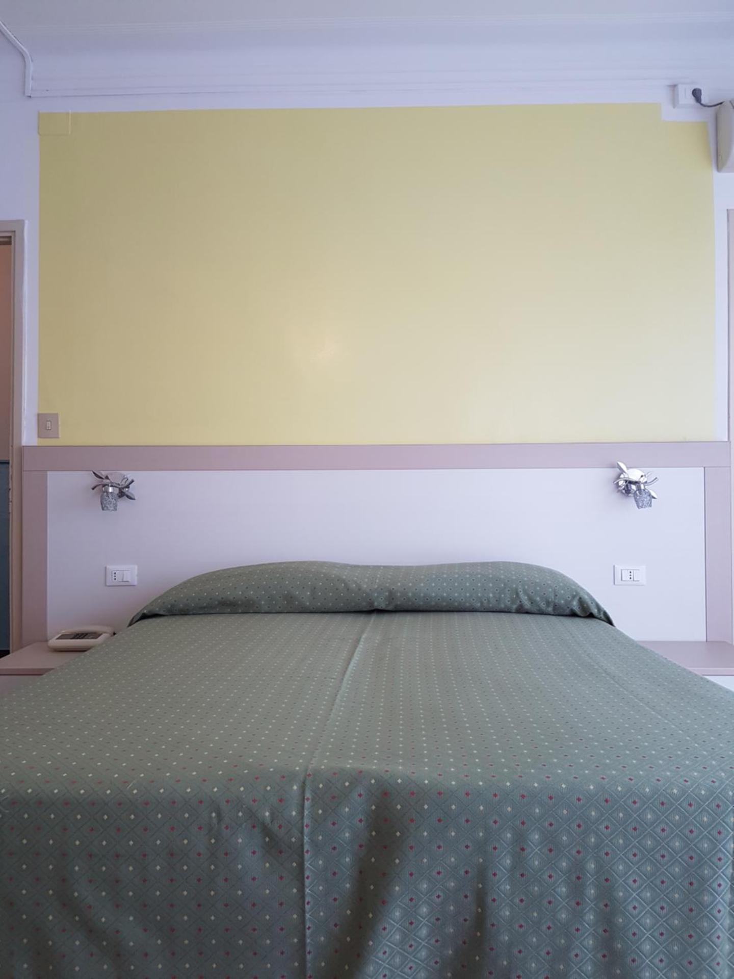 Hotel Mignon 50 MT DALLA SPIAGGIA E DALL'ISOLA PEDONALE