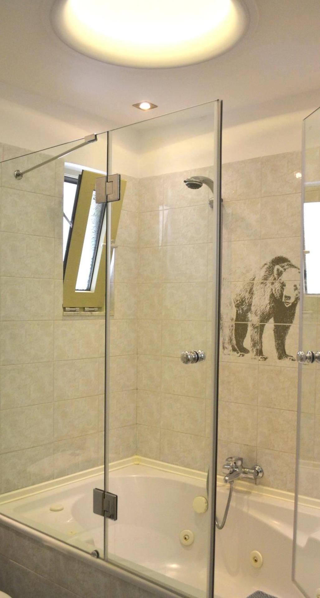 Saga Hotel - Photo 21