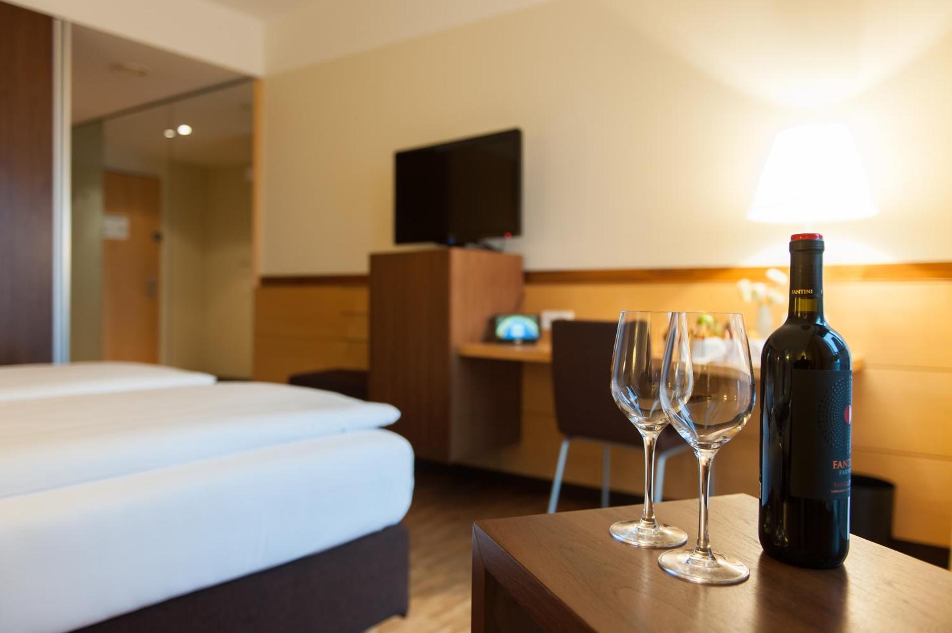 Superior King Room