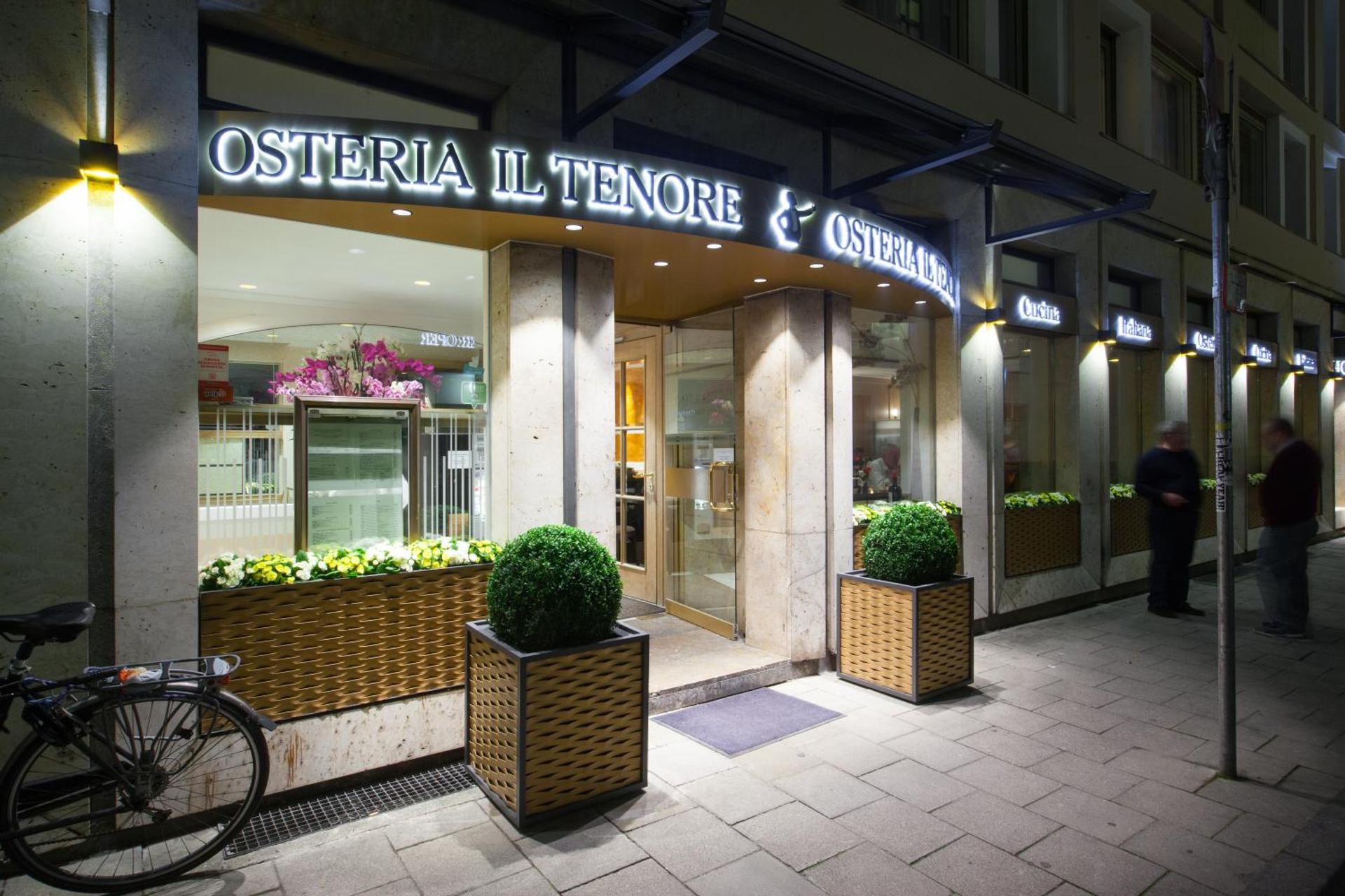 Hotel an der Oper - Photo 82