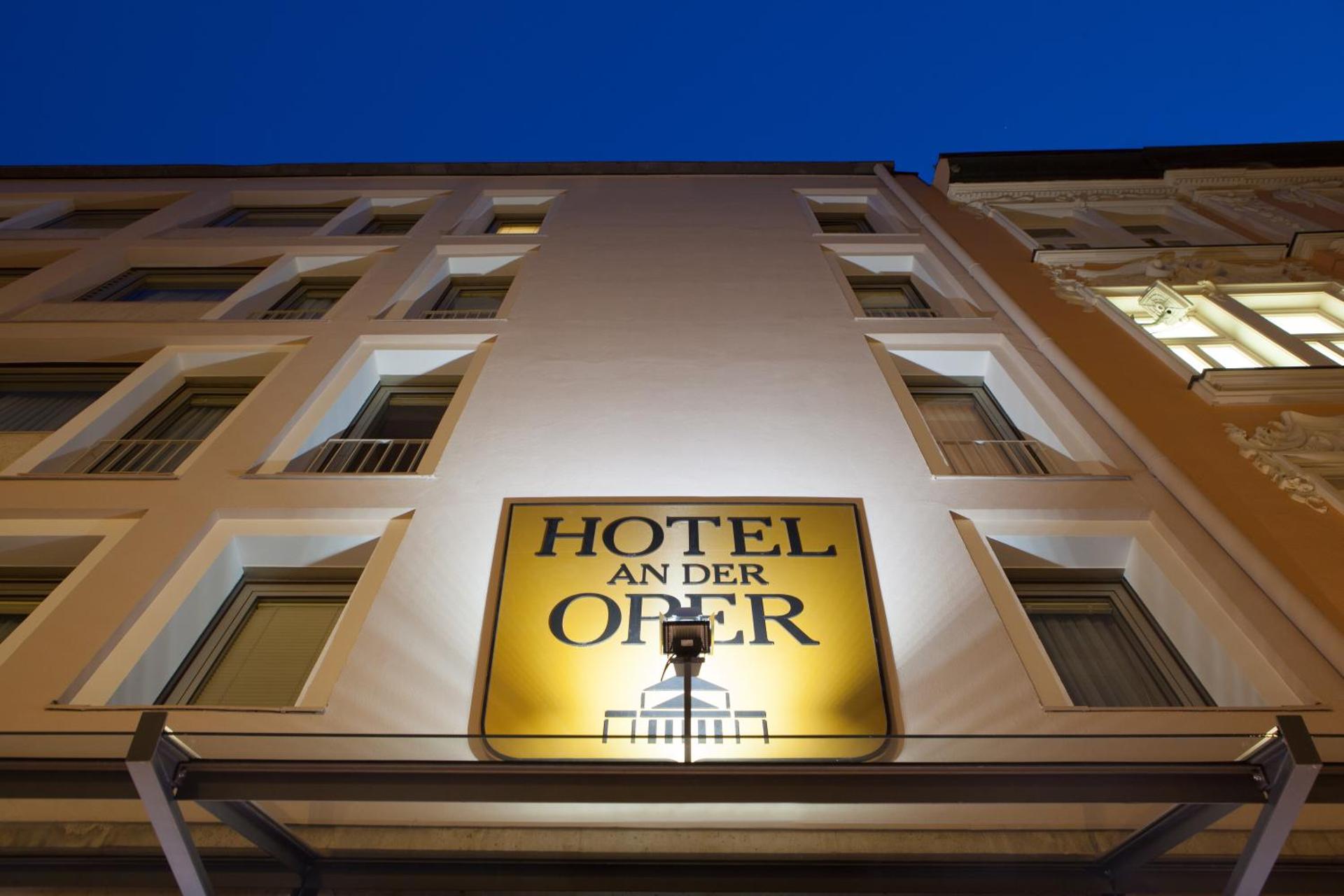 Hotel an der Oper - Photo 80