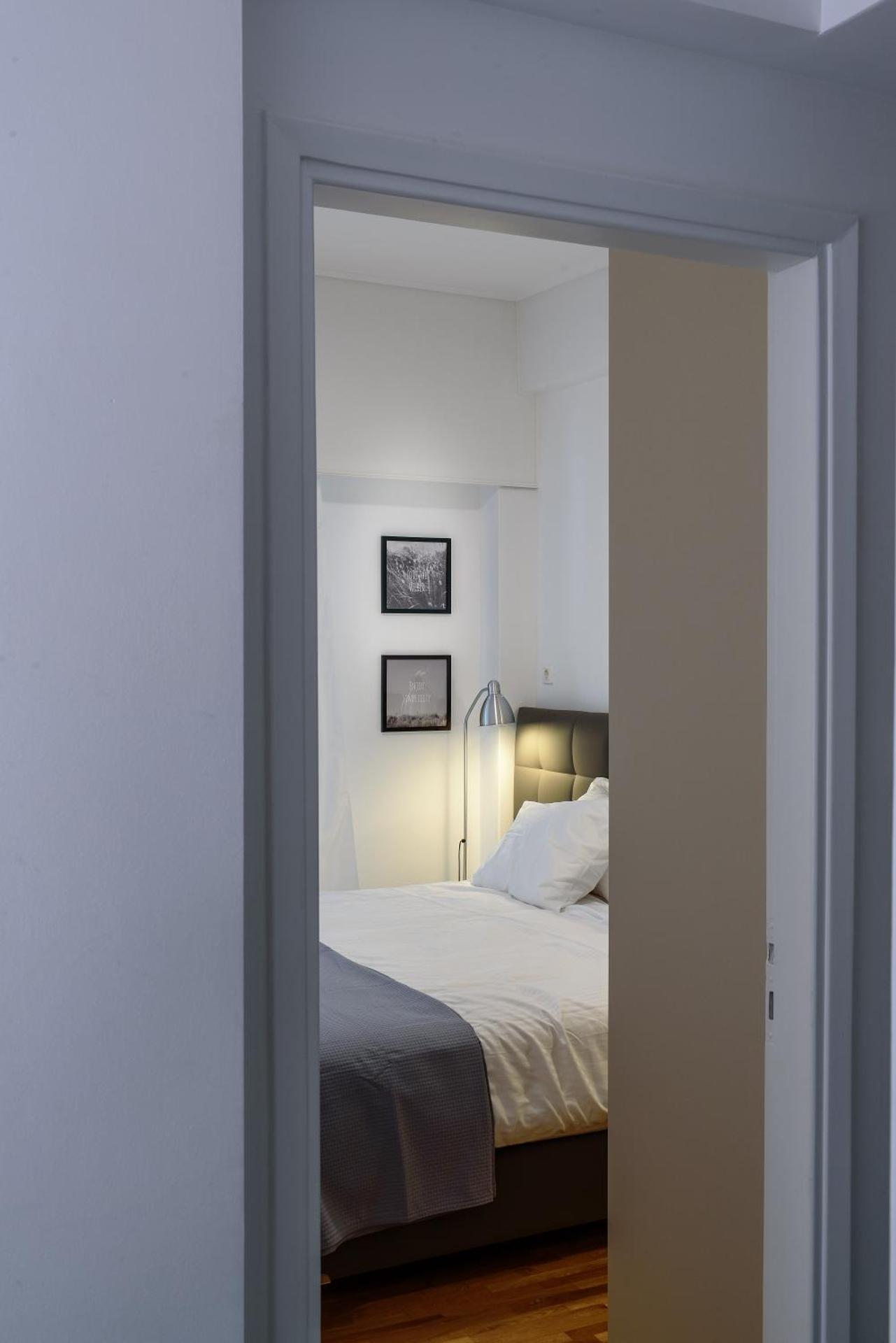 Modern design apartment near Acropolis - Photo 9