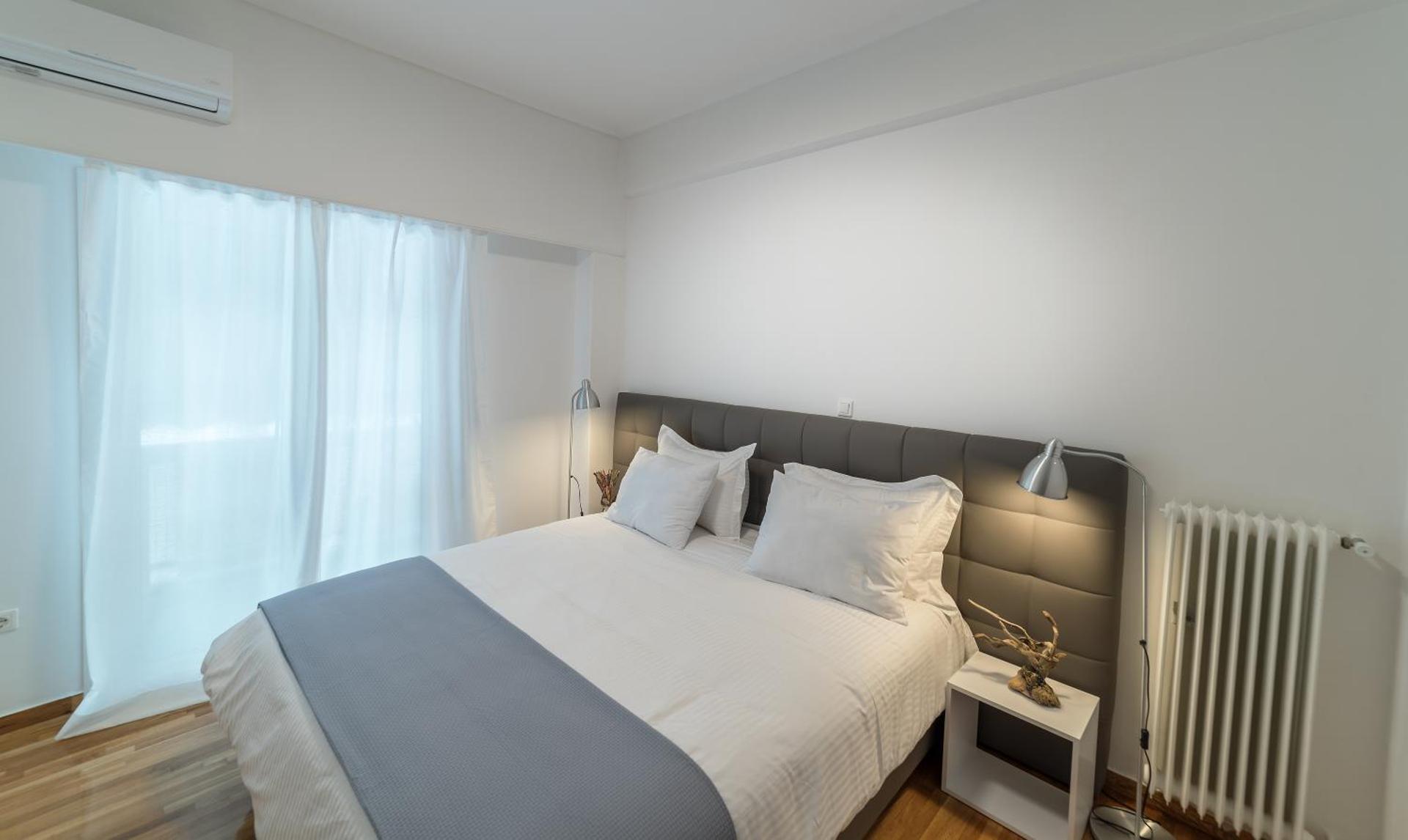 Modern design apartment near Acropolis - Photo 3