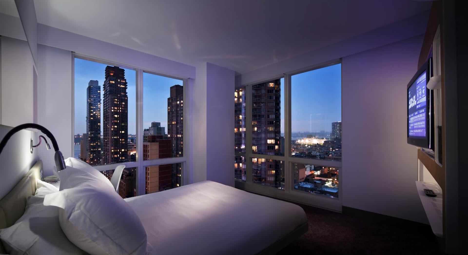 YOTEL New York Times Square - Photo 21