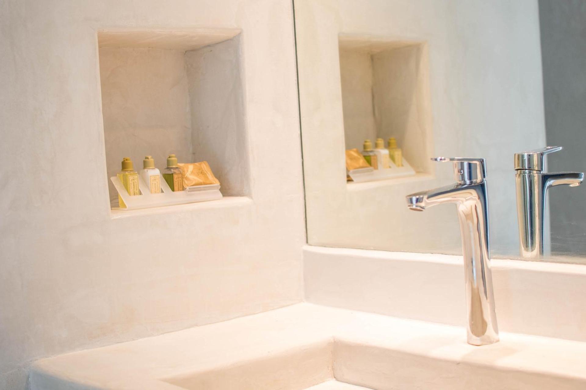 Levantes Ios Boutique Hotel - Photo 38