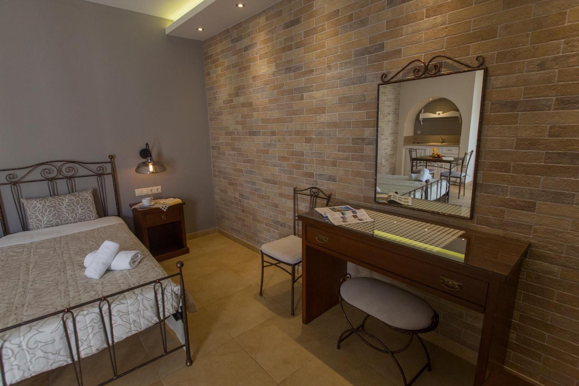 Anassa Deluxe Suites - Photo 41