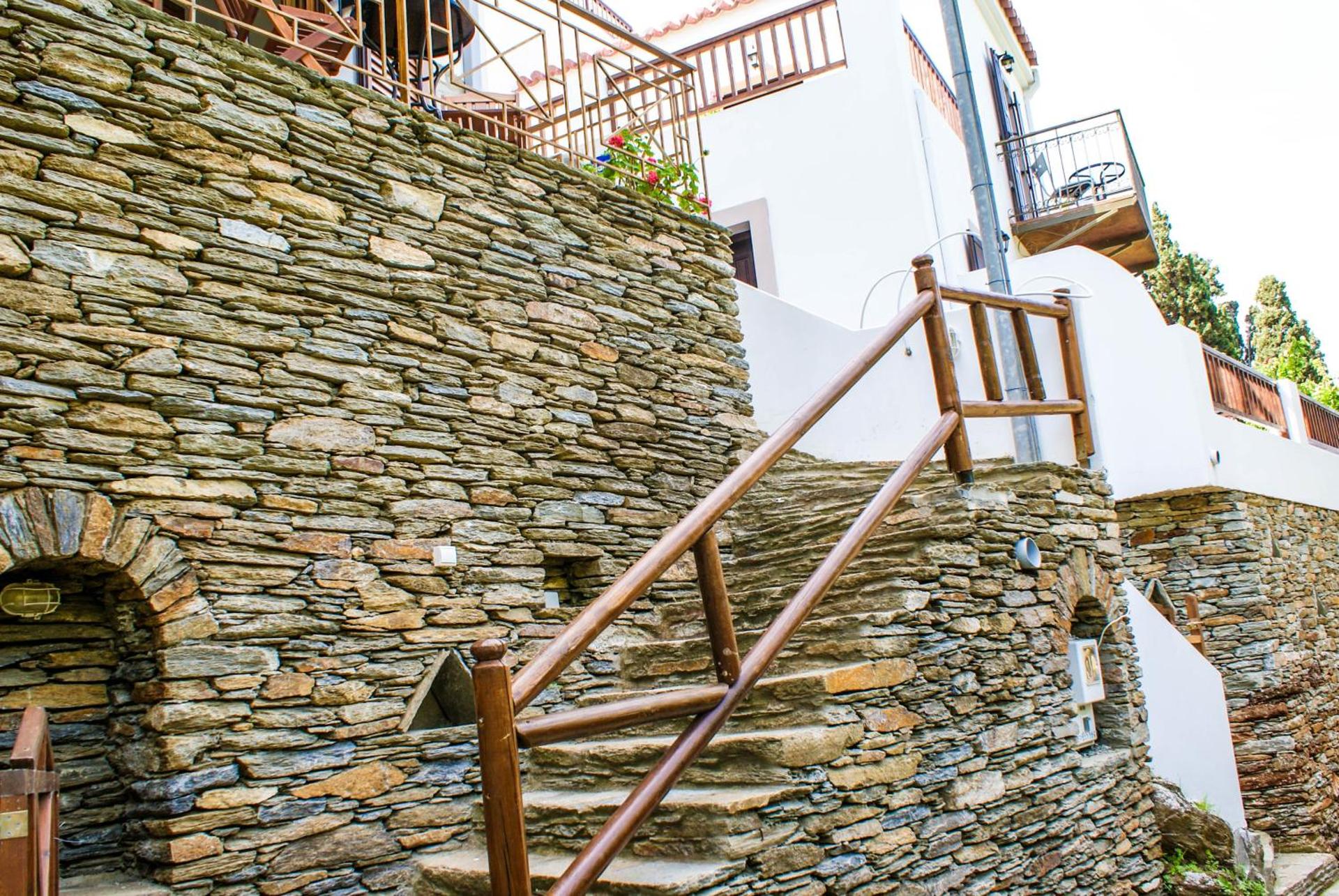 Amorani Studios - Photo 48