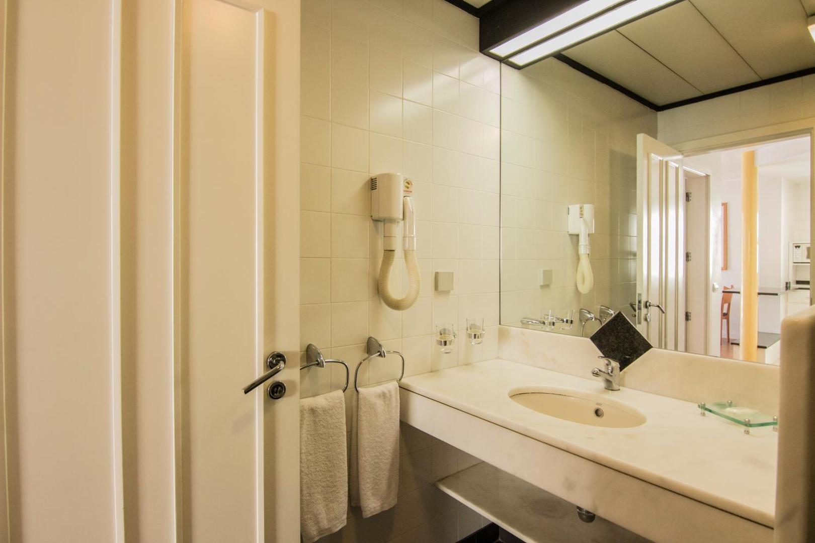 Apartamentos Turisticos Avenue Park 4