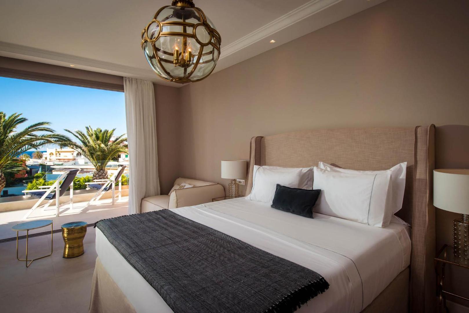 Drossia Palms Hotel and Nisos Beach Suites 3
