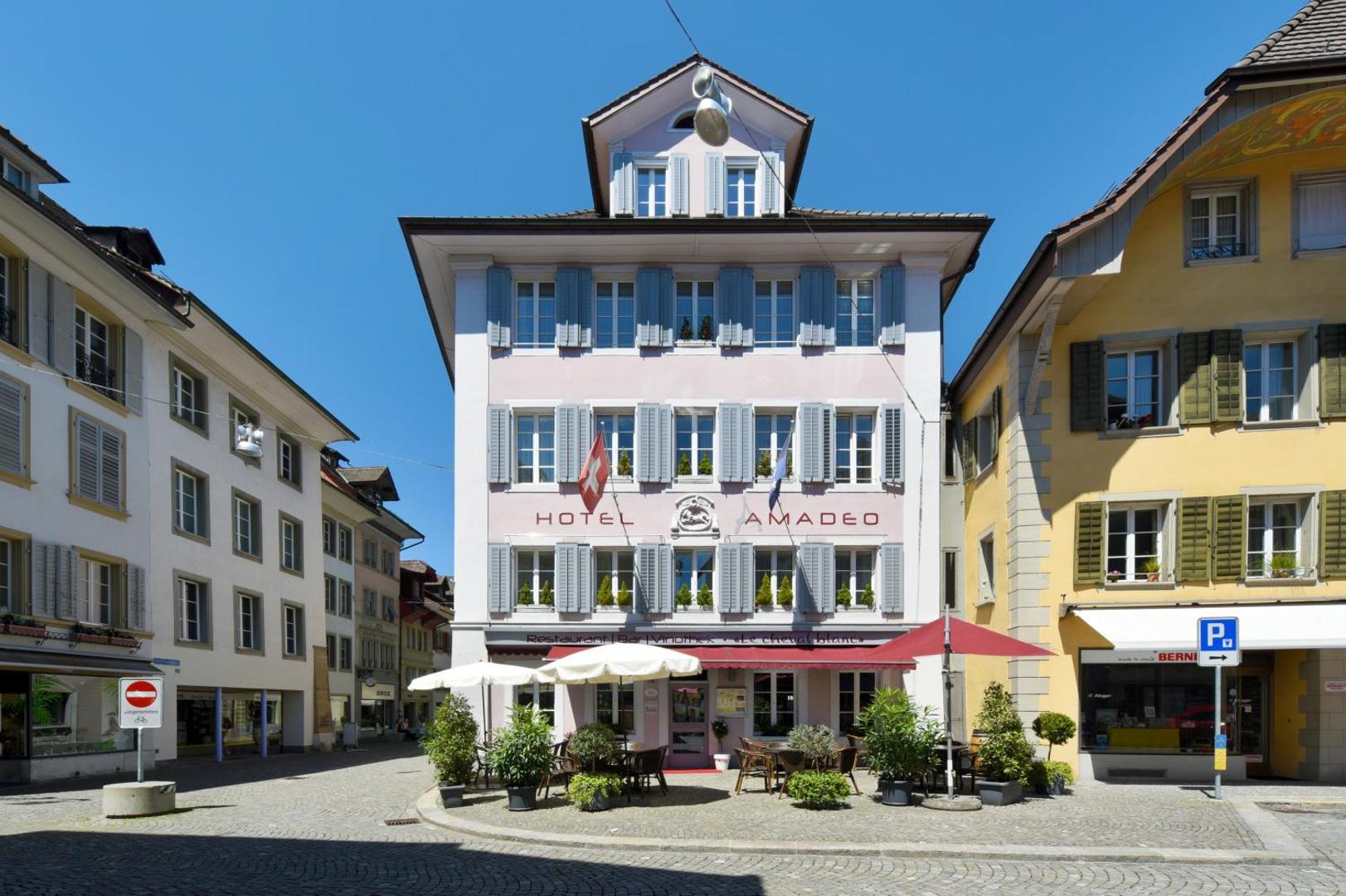 Apart Hotel Amadeo 7