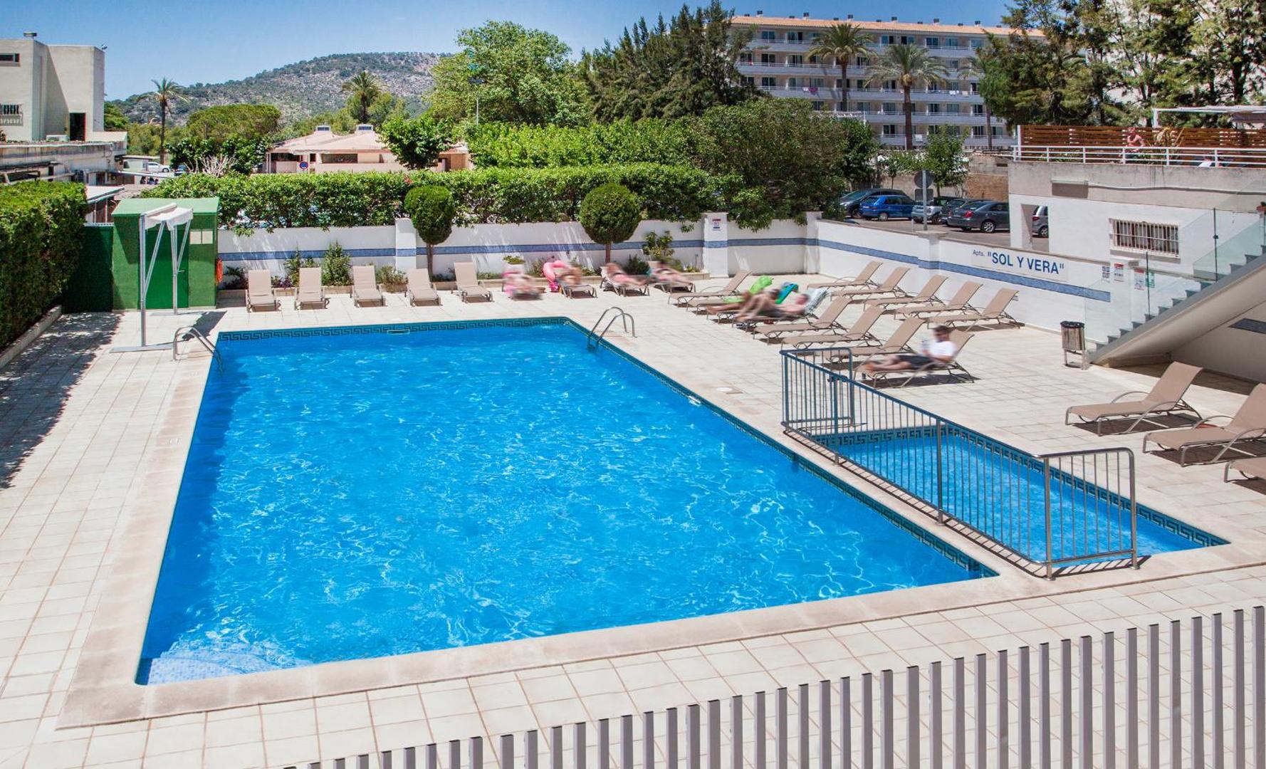 Apartamentos Sol y Vera, Magaluf (updated prices 2026) 5