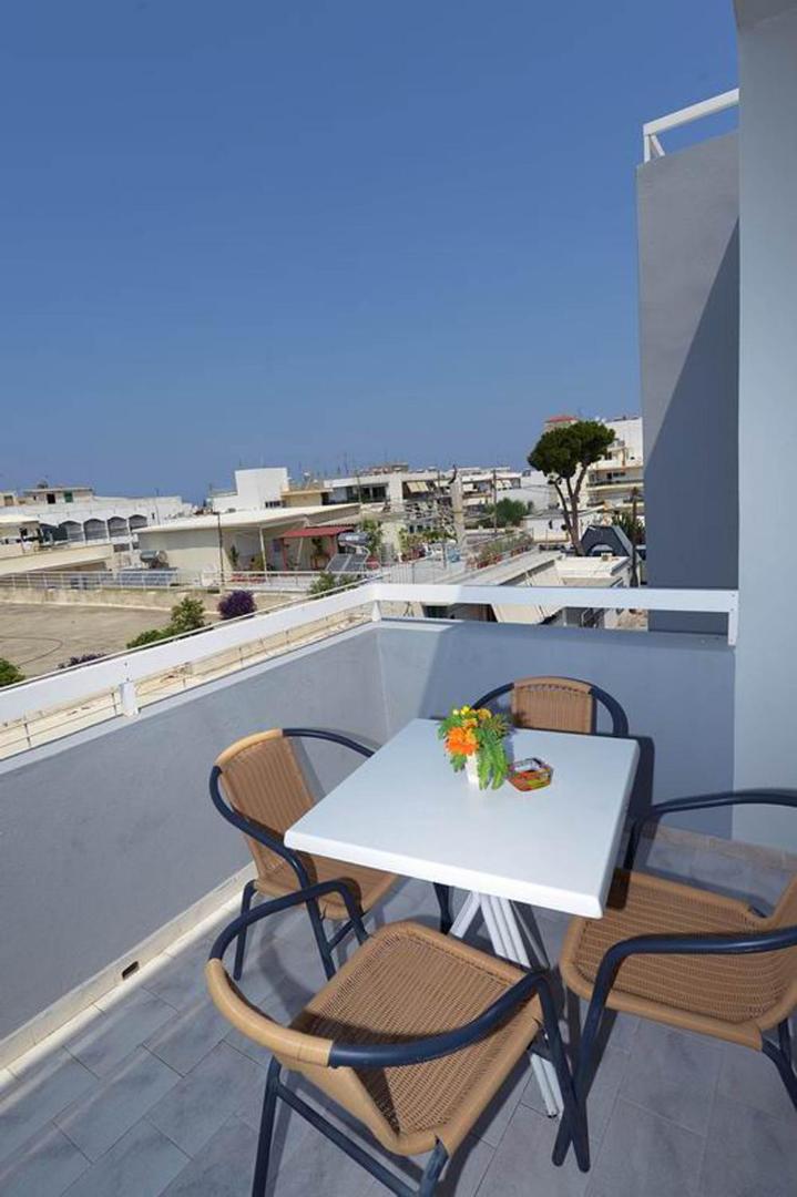 Ialysos City Hotel 8