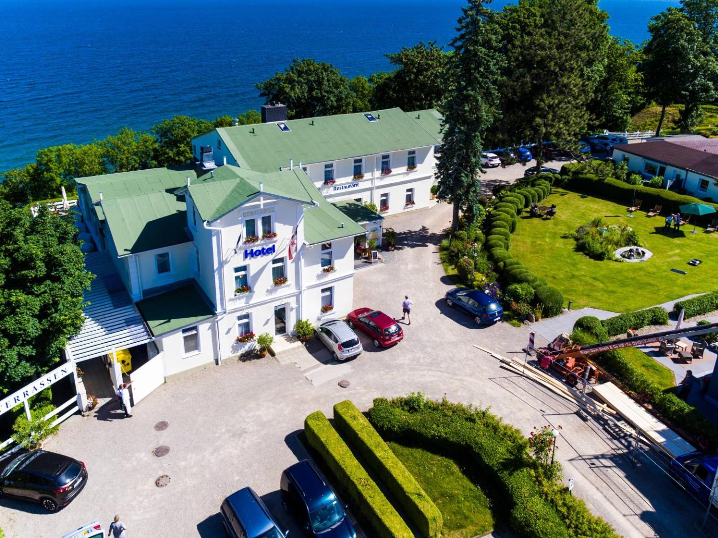 Panorama Hotel Lohme 3