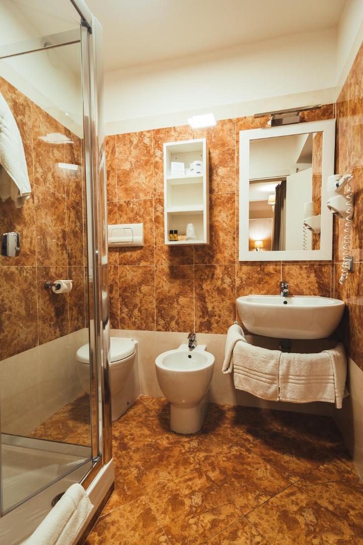 Hotel Centrale 4