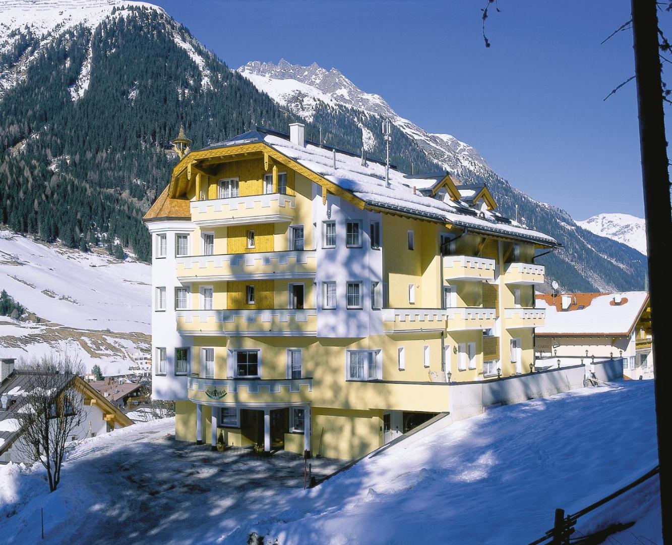 Hotel Garni Waldschlössl 6