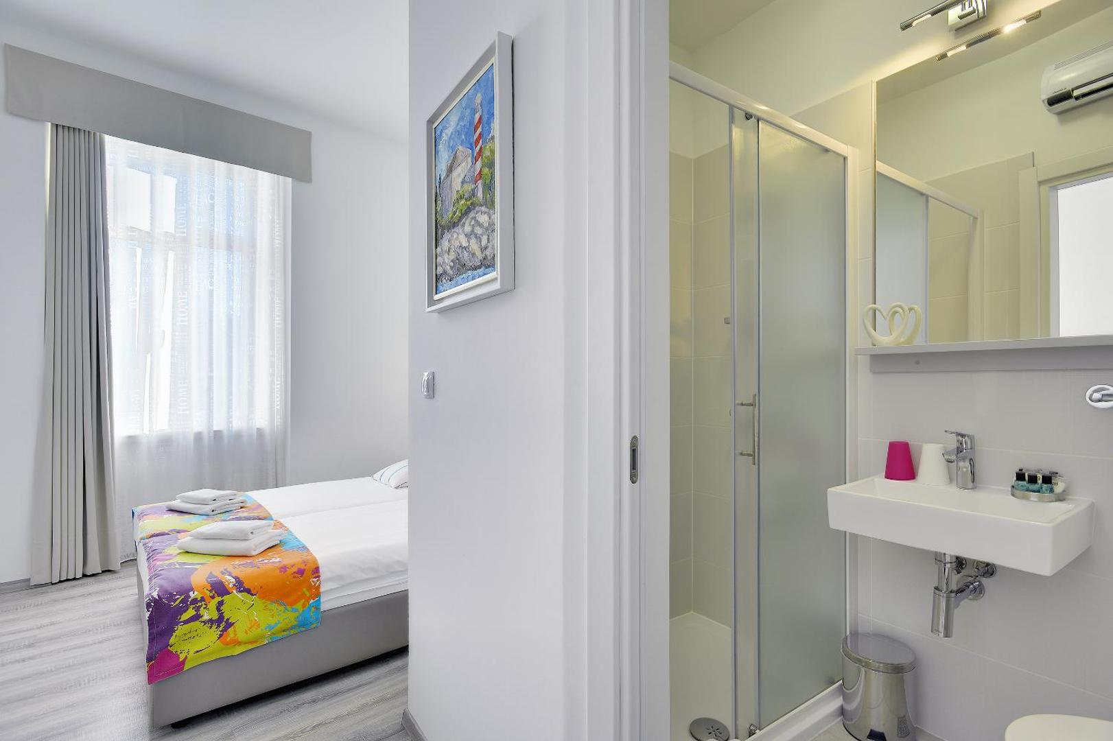 Boutique Suites Joyce 4