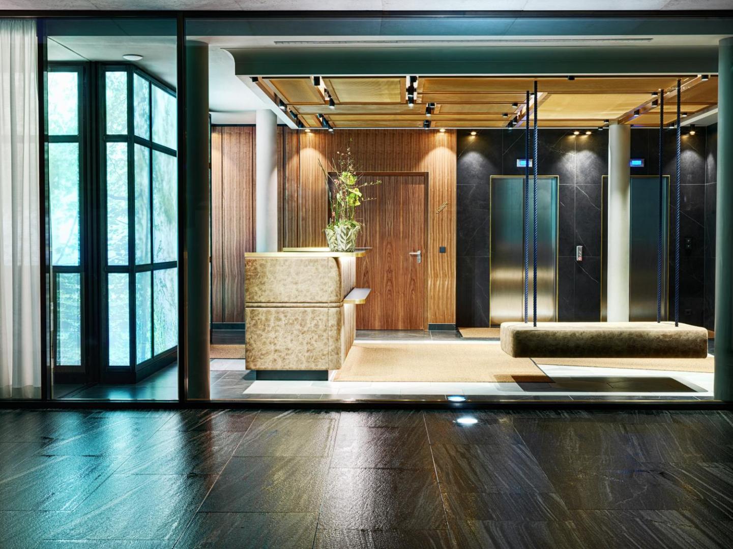 STAGE 12 Hotel by Penz 3