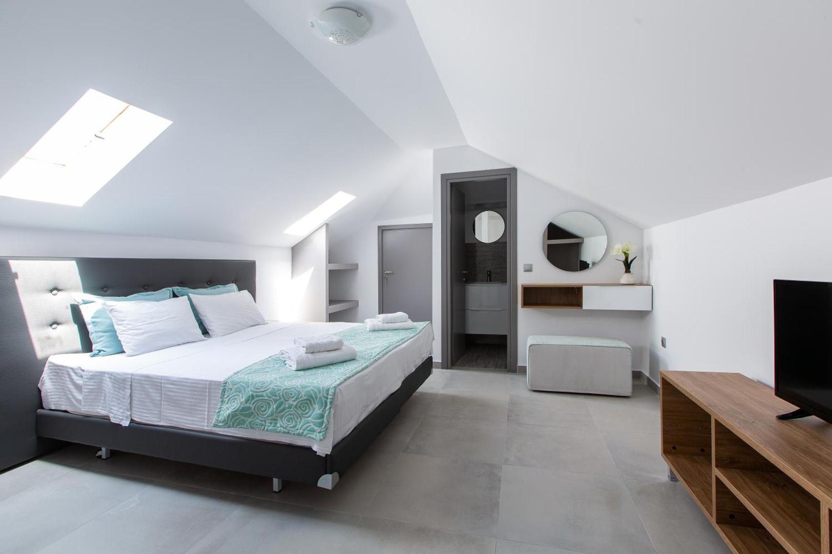 Saint Lucas Suites 3