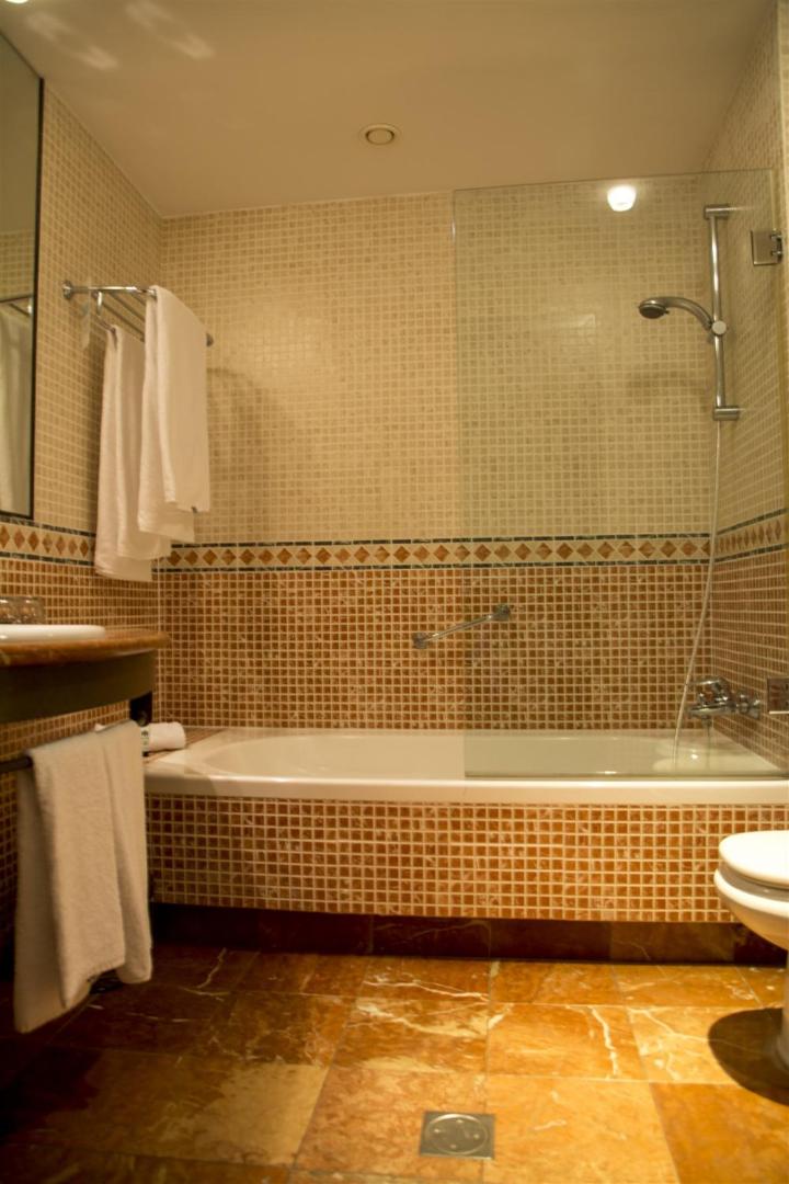 Hotel Nuevo Portil Golf 4