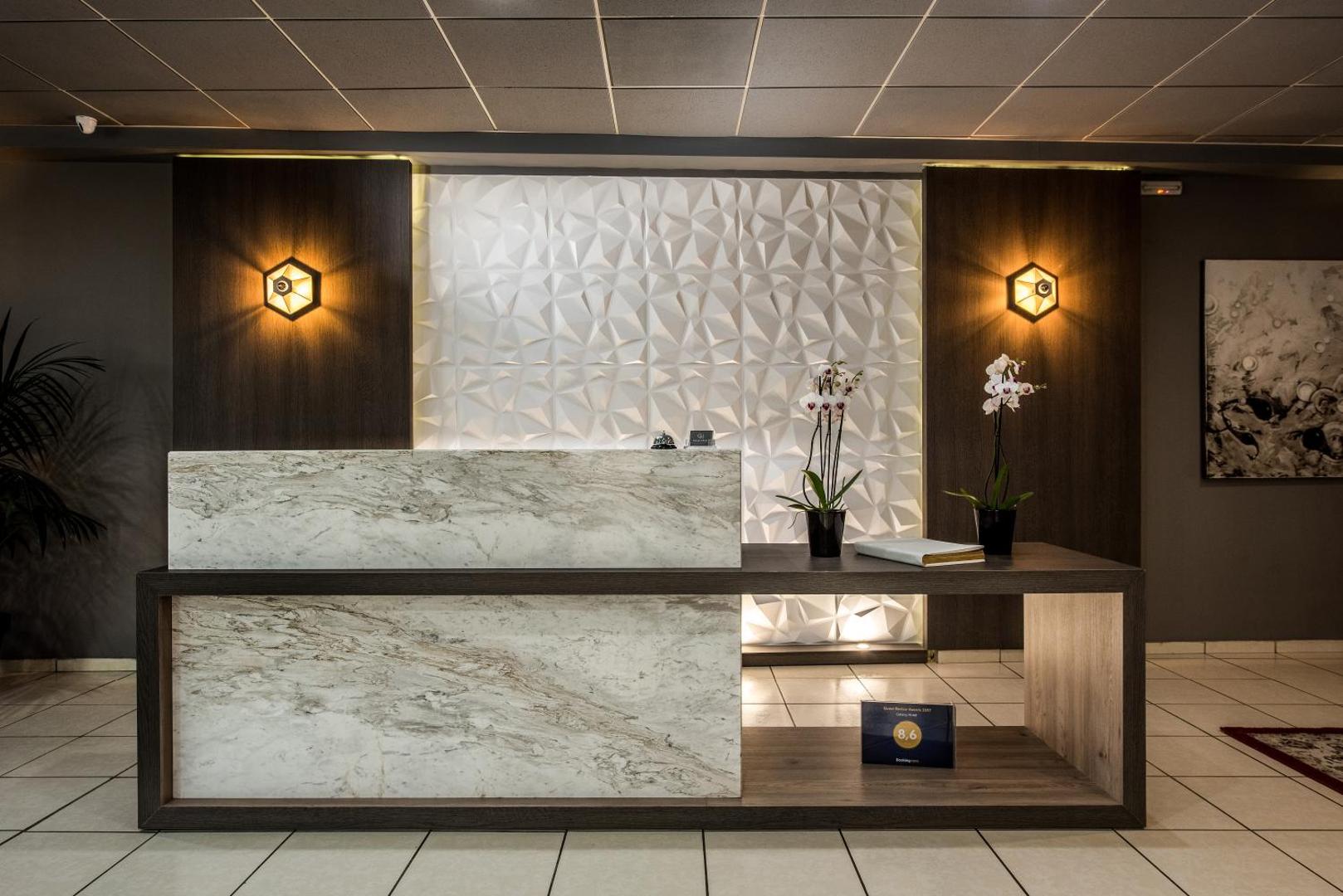 Galaxy Hotel 2