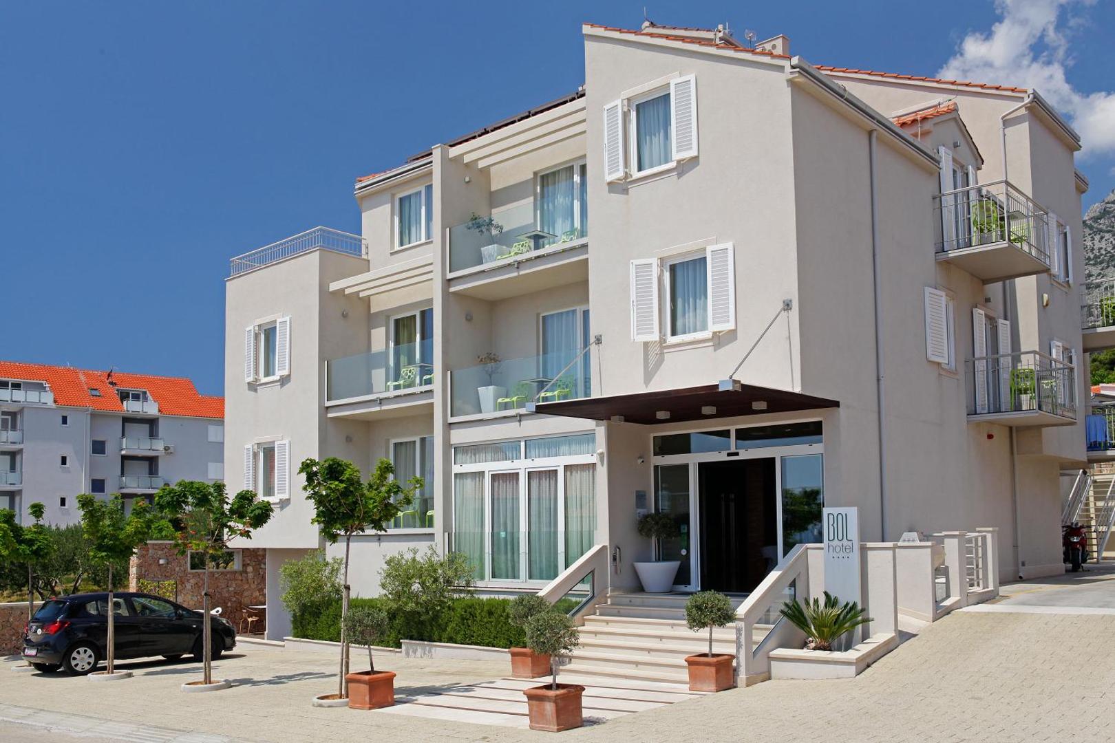 Boutique Hotel Bol 8