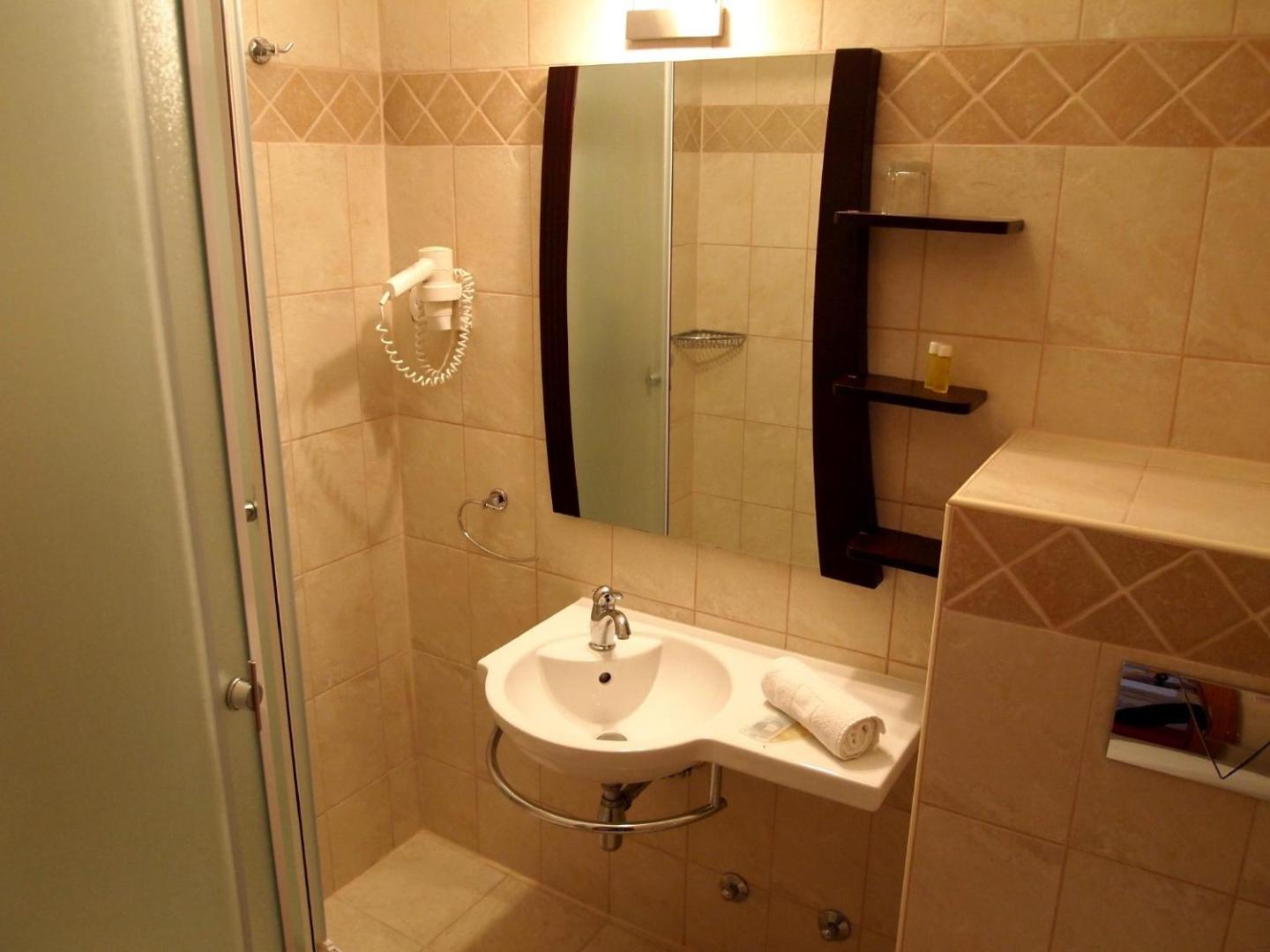 Hotel Villa Barbat 8