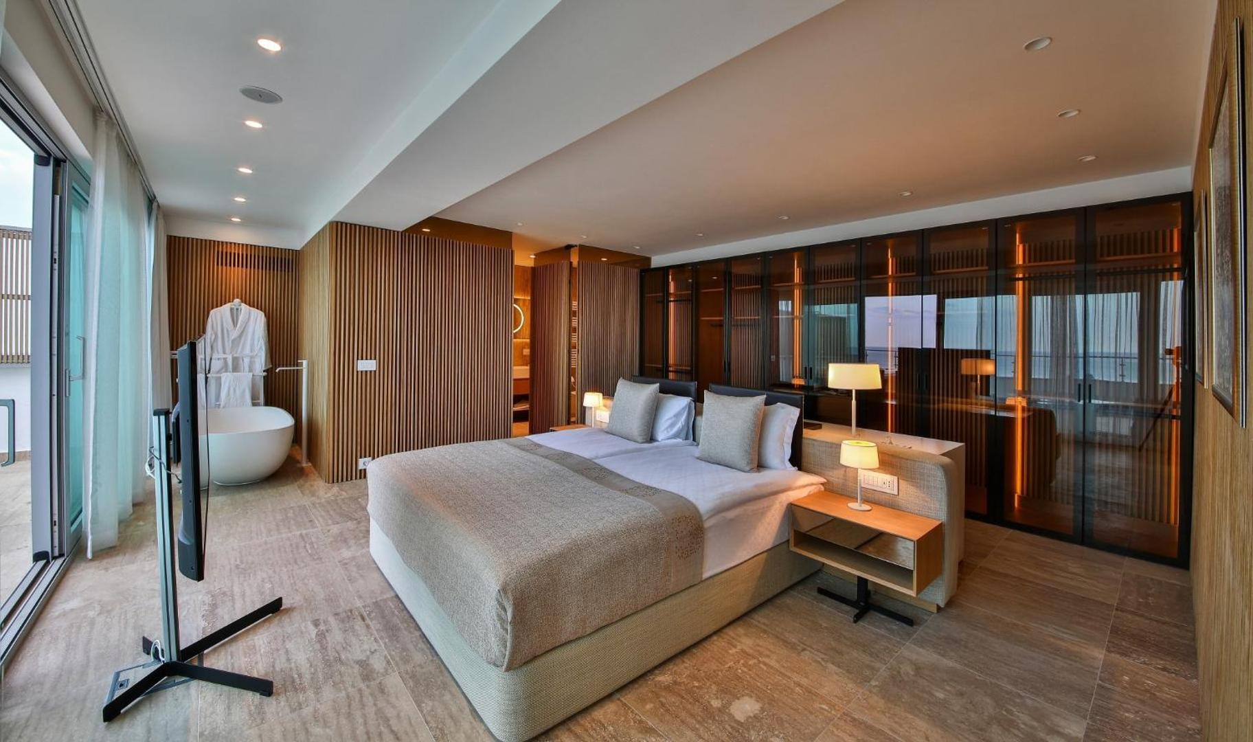 Flamingo Grand Hotel & Spa 3
