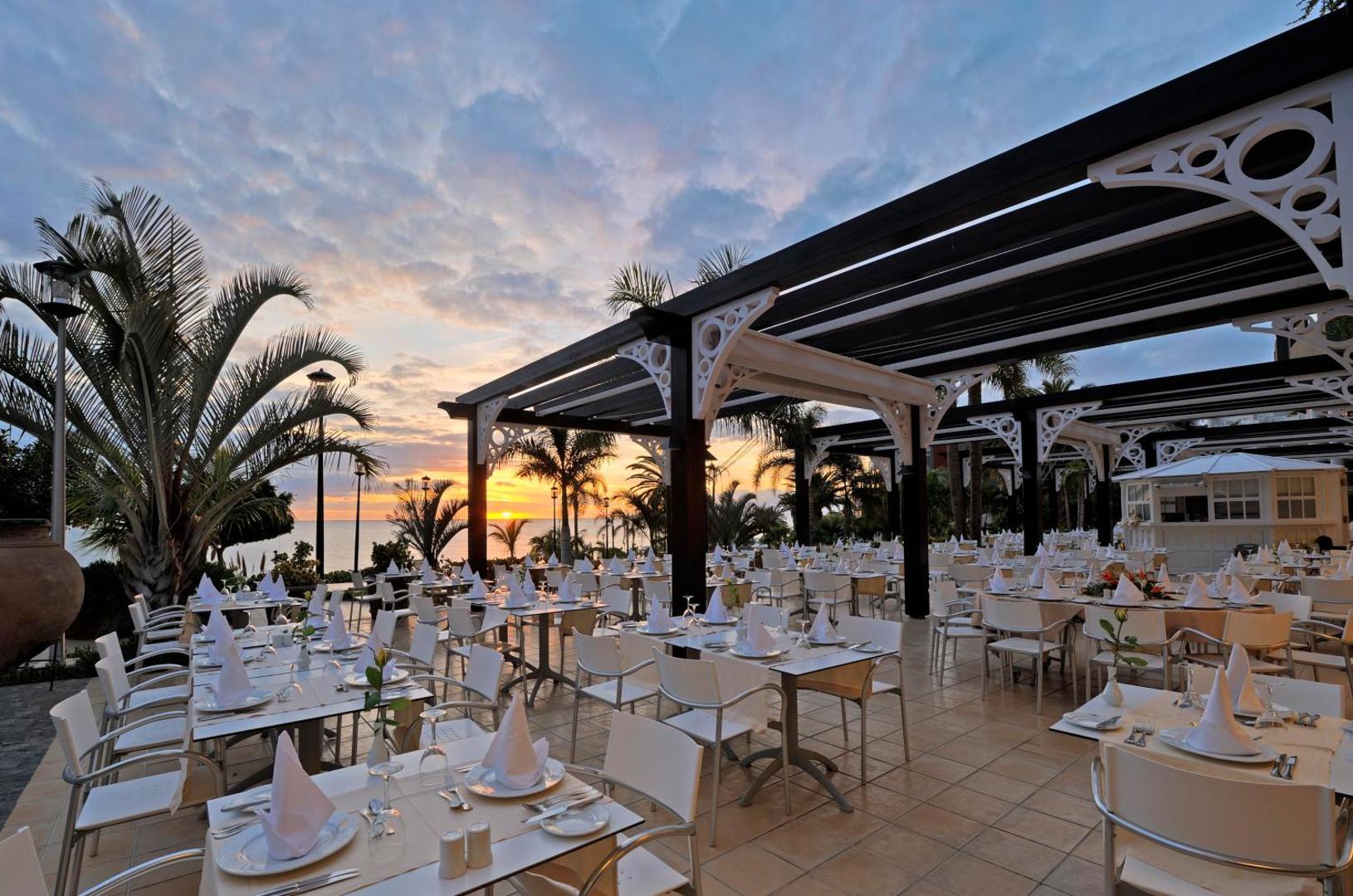 Adrián Hoteles Roca Nivaria 6