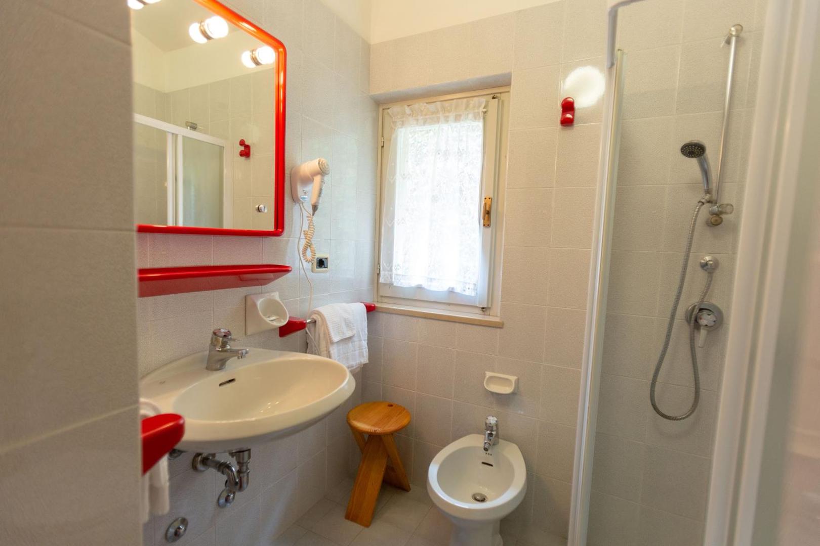 Hotel Residence Sirenella 4