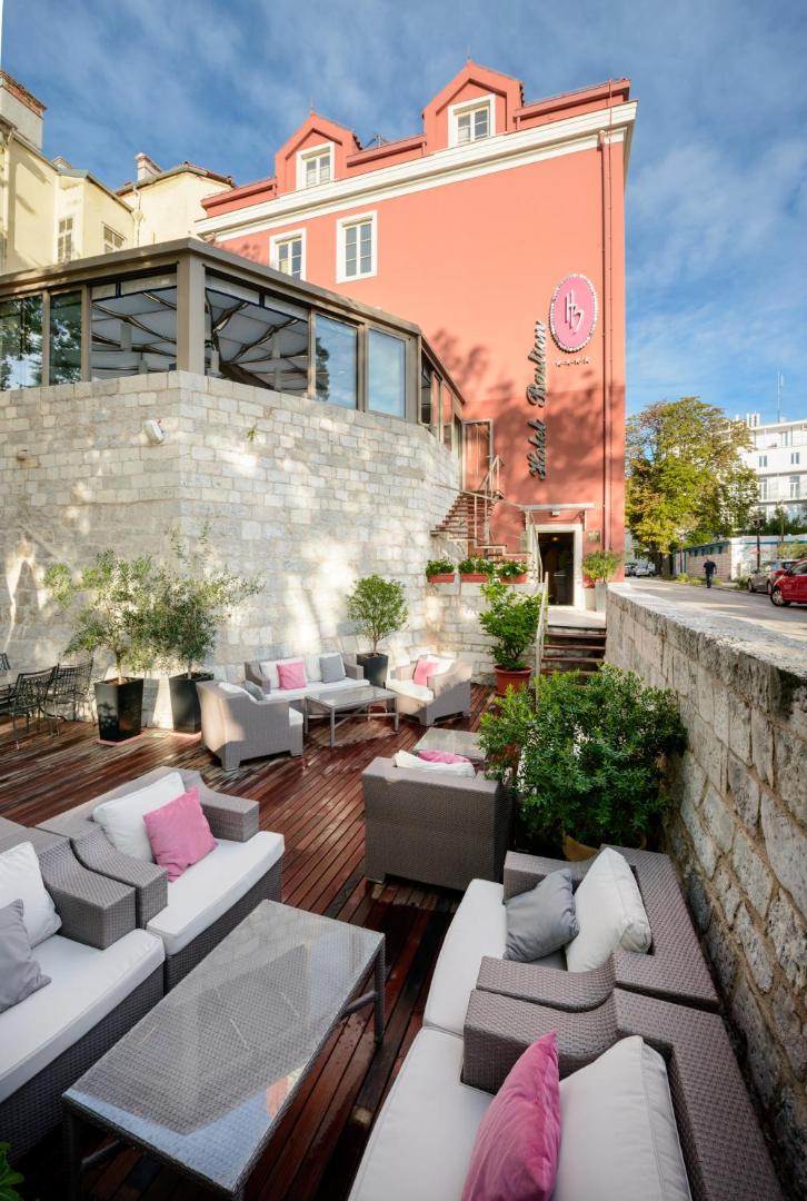 Bastion Heritage Hotel 7