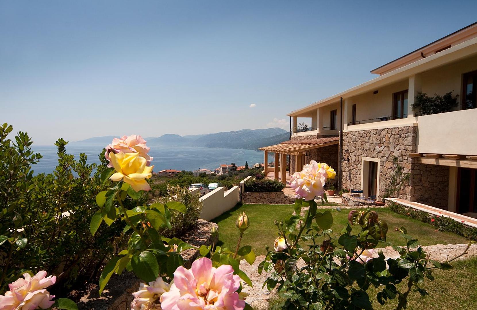 Hotel Villa Gustui Maris 2