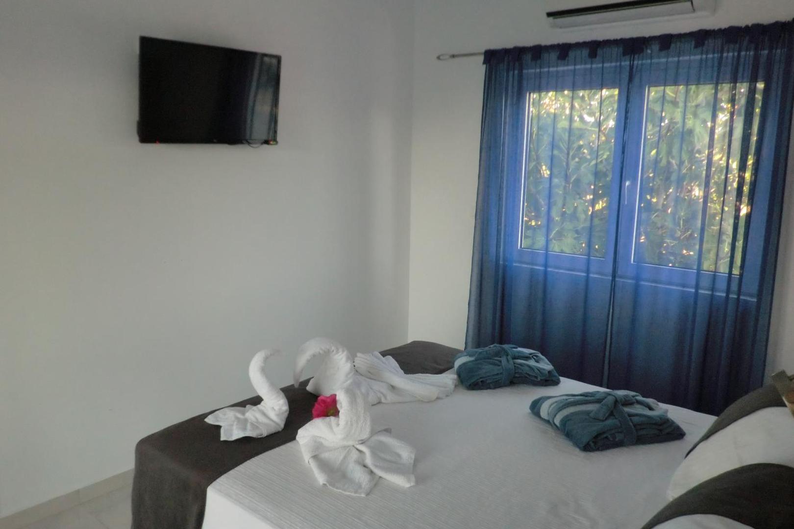 Poseidon Suites Hotel 4