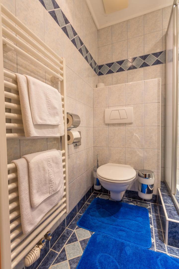 Party Hotel Taverne 4
