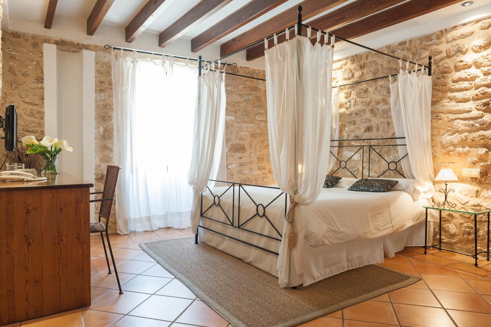 Hotel Can Simo 2