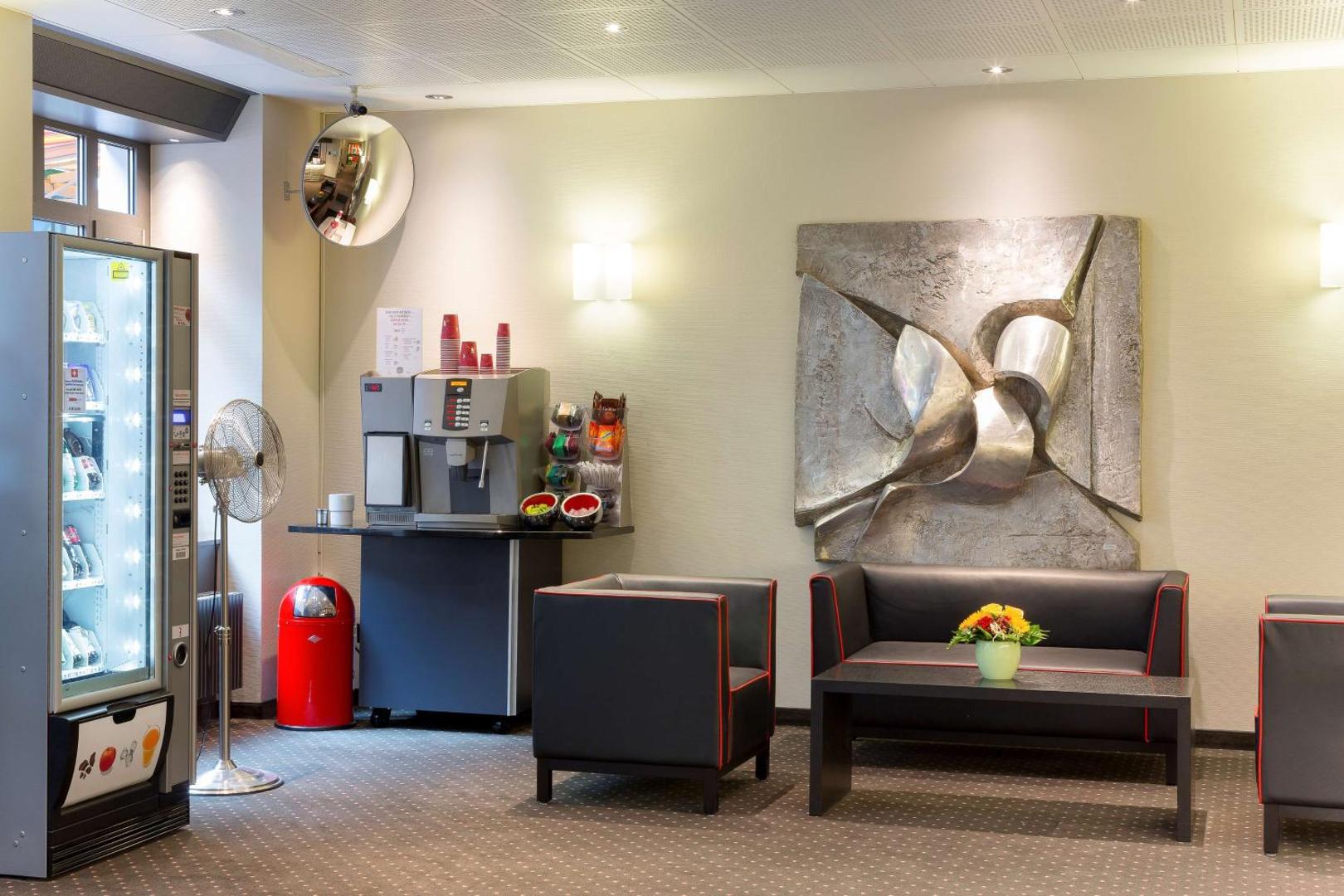 Hotel Wartmann am Bahnhof 6