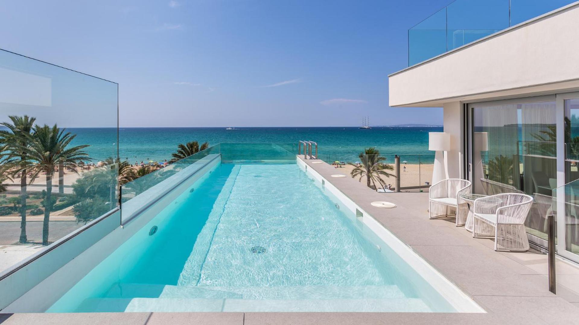 The Hype Beachhouse 1