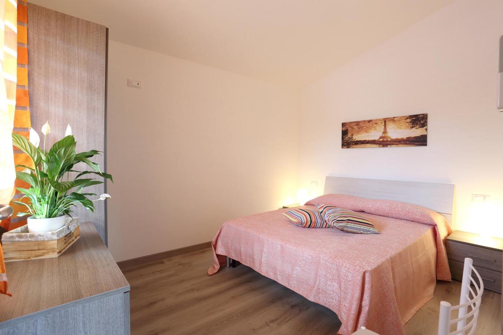 Villaggio Olmè 8