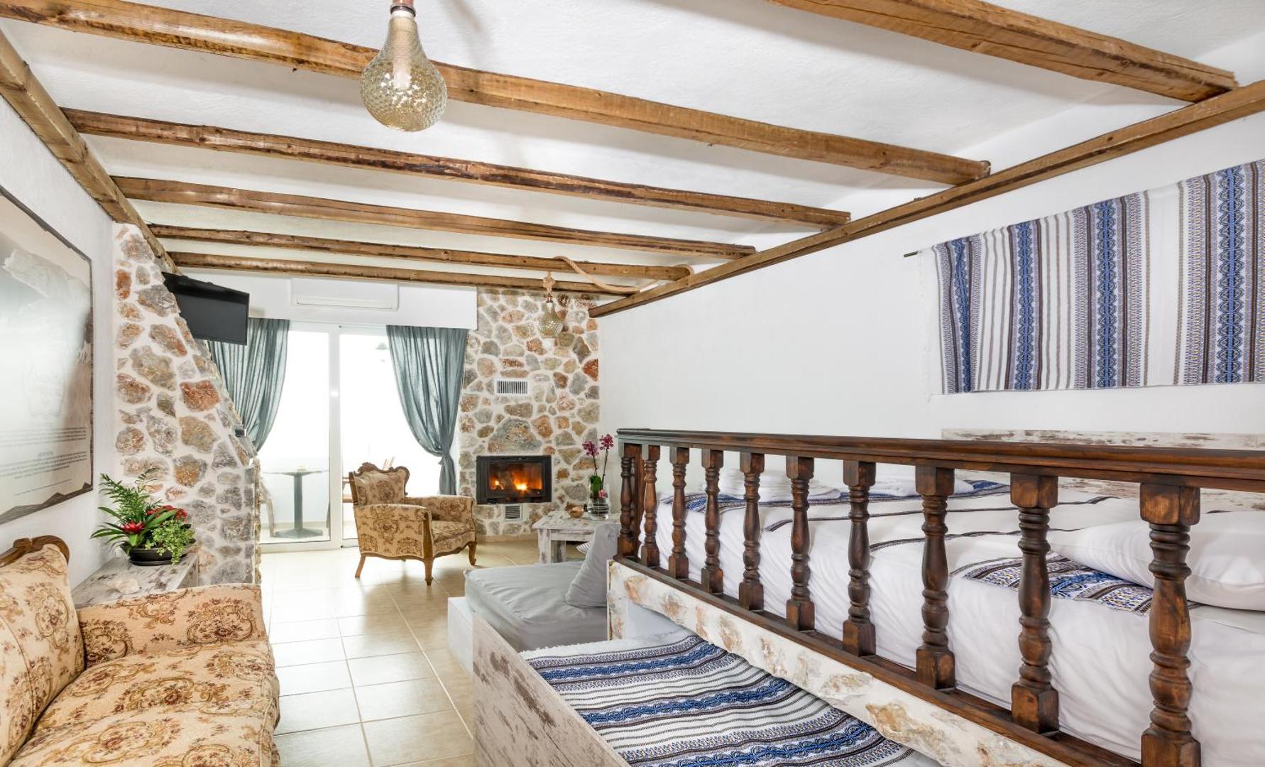Limeri Traditional Guest House 8