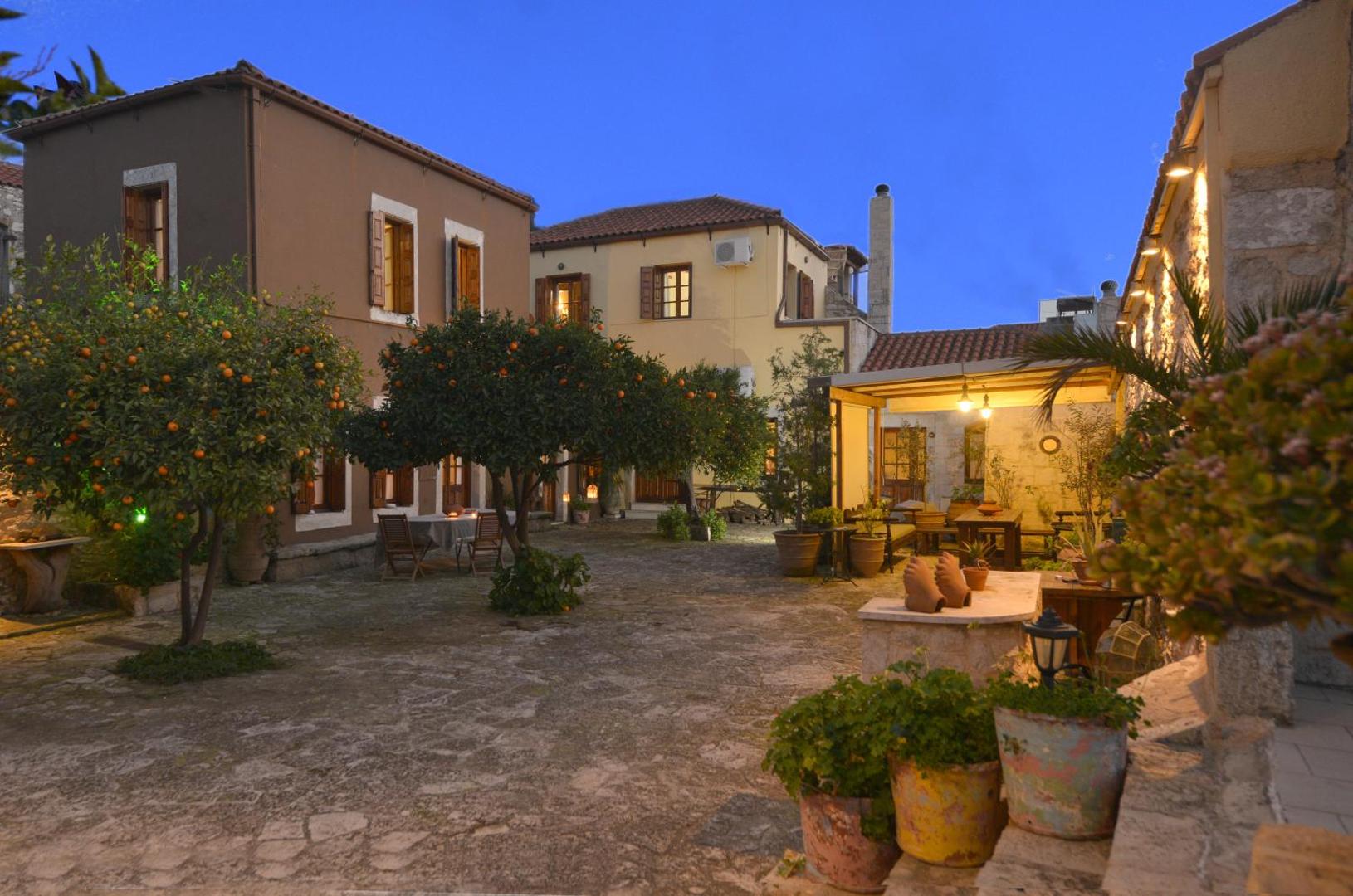 Troullos Traditional Homes 2