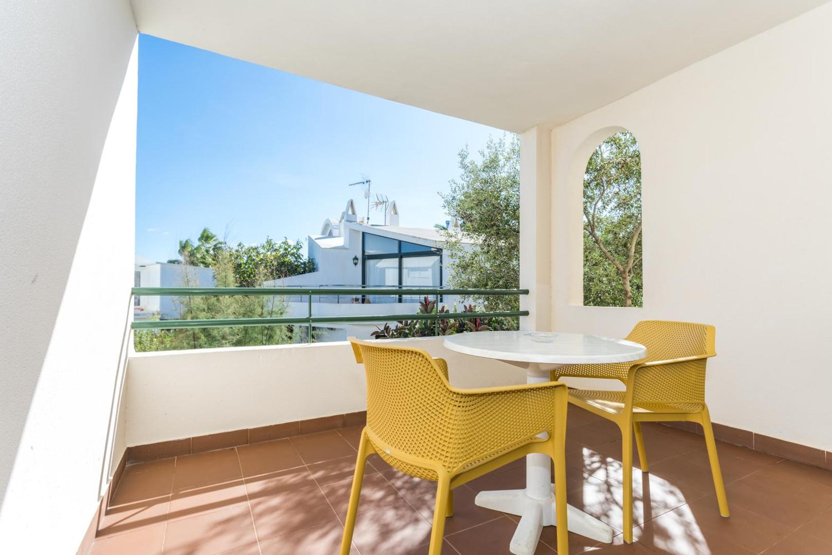 Apartamentos Sol Ponent 8