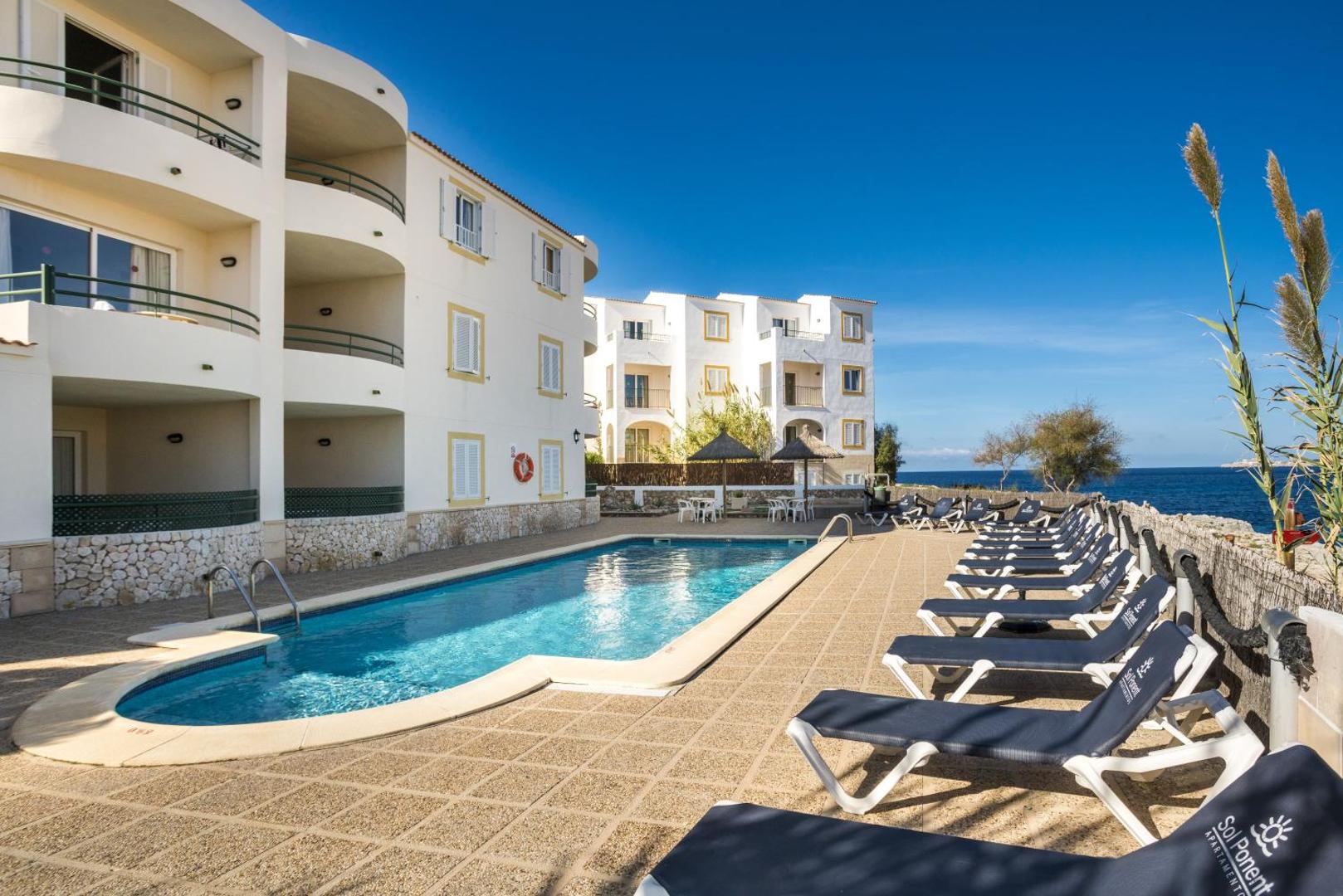 Apartamentos Sol Ponent 6