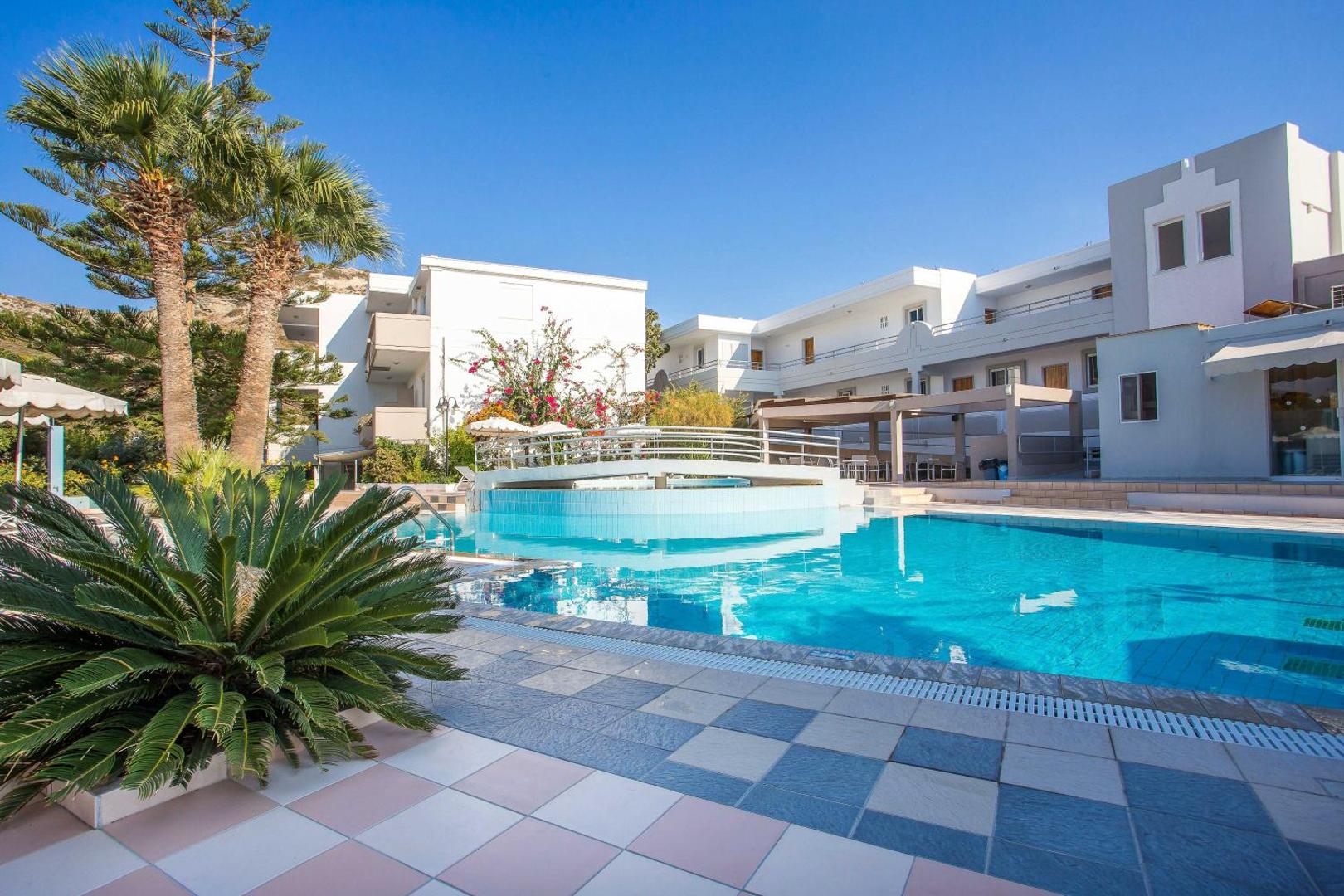 Irinna Hotel-Apartments 2