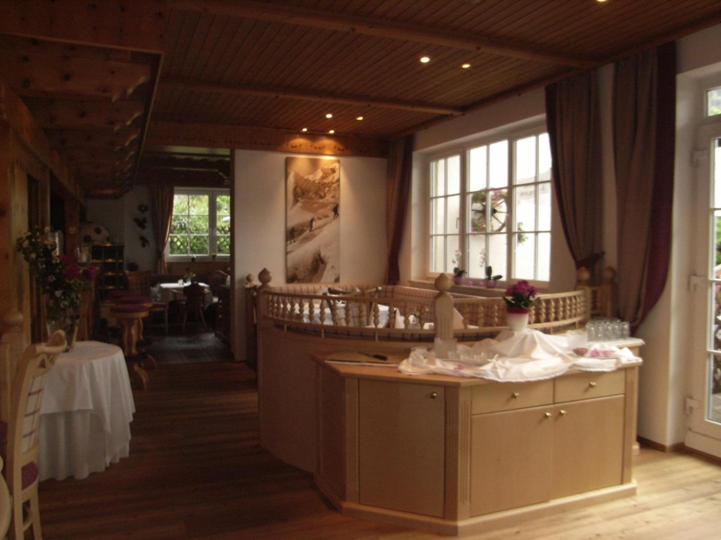 Hotel zum Toni 4